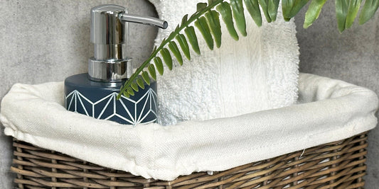 Elevate Your Sanctuary: Hints and Tips for Bathroom Decor