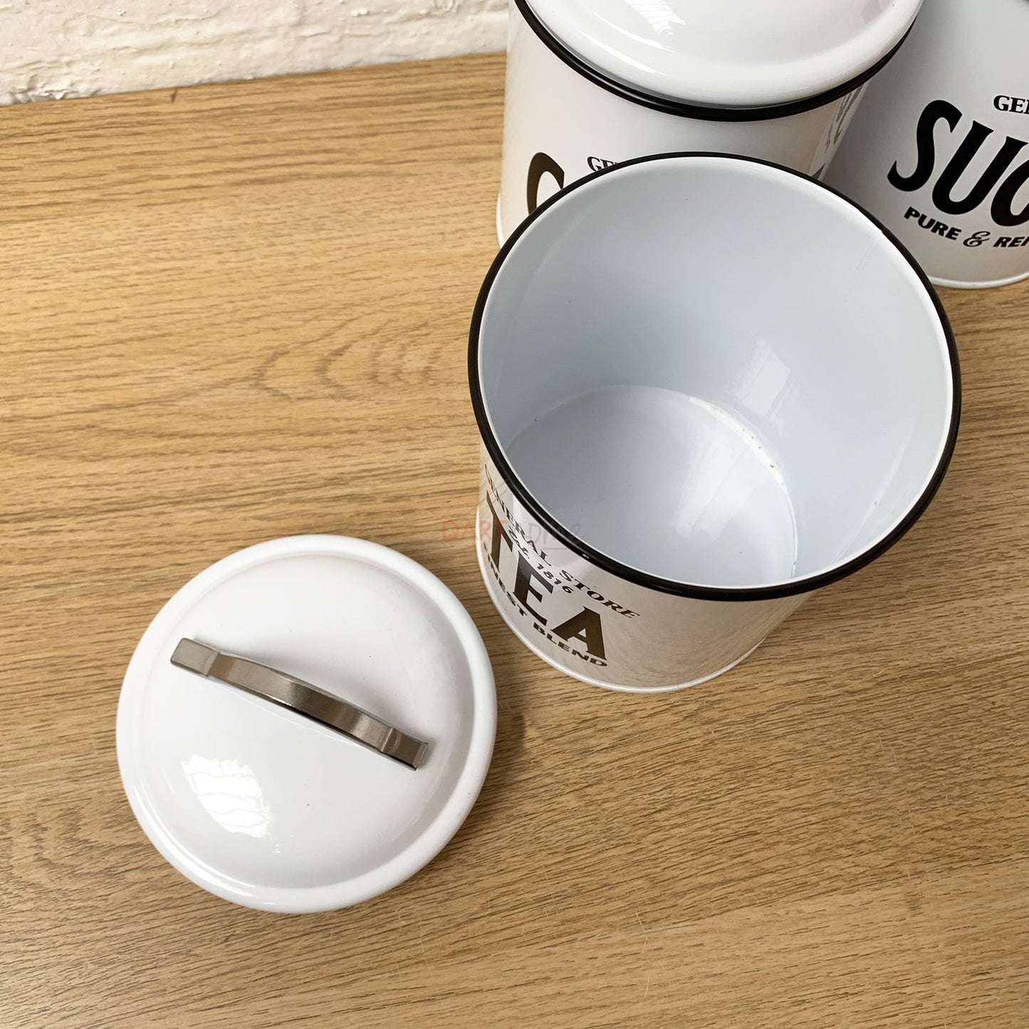 Set mit 3 traditionellen Tee-, Kaffee- und Zuckerdosen
