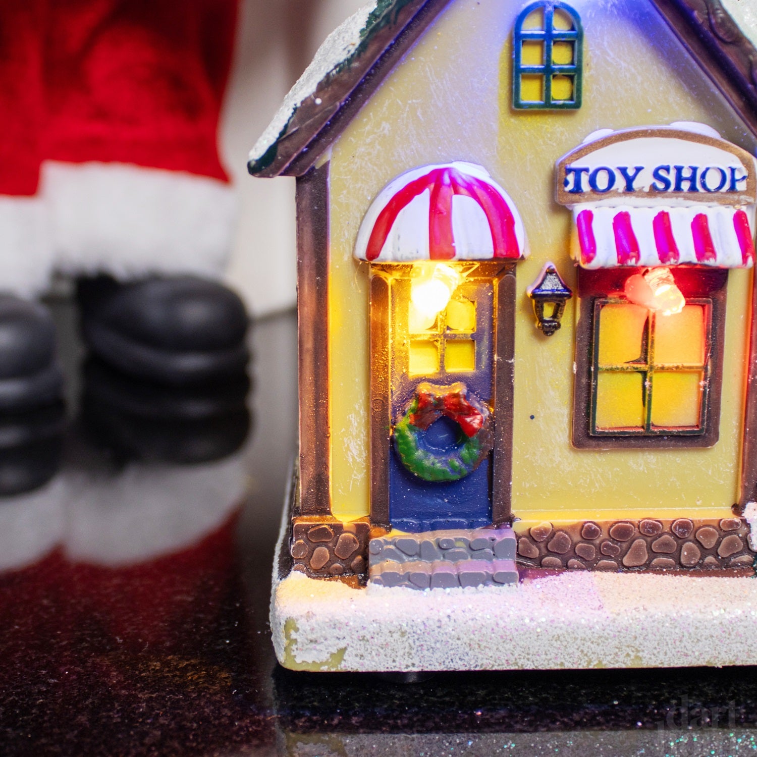 Leuchtende Weihnachtshausdekoration