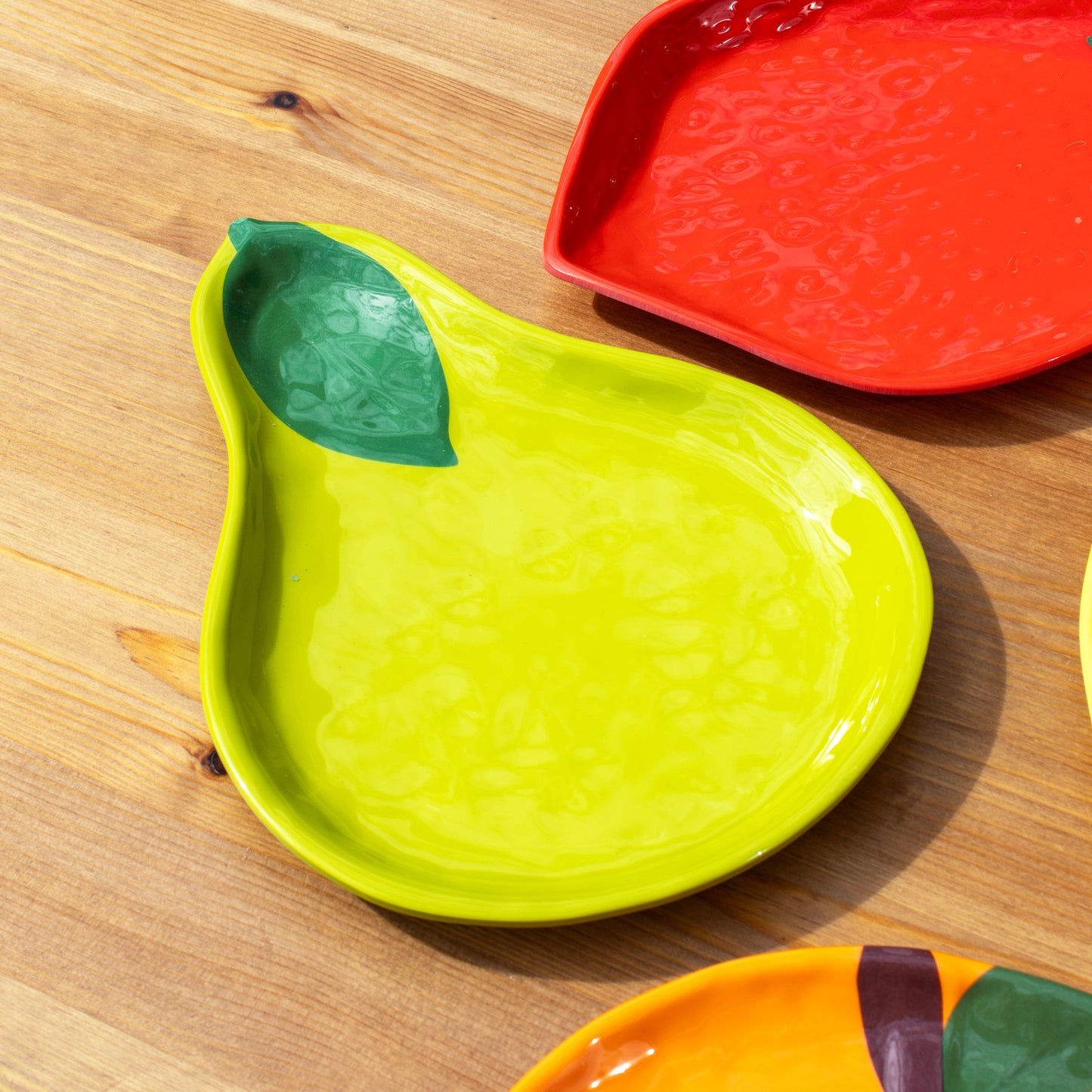 Set Of 4 Fruit Mix Melamine Outdoor Plates