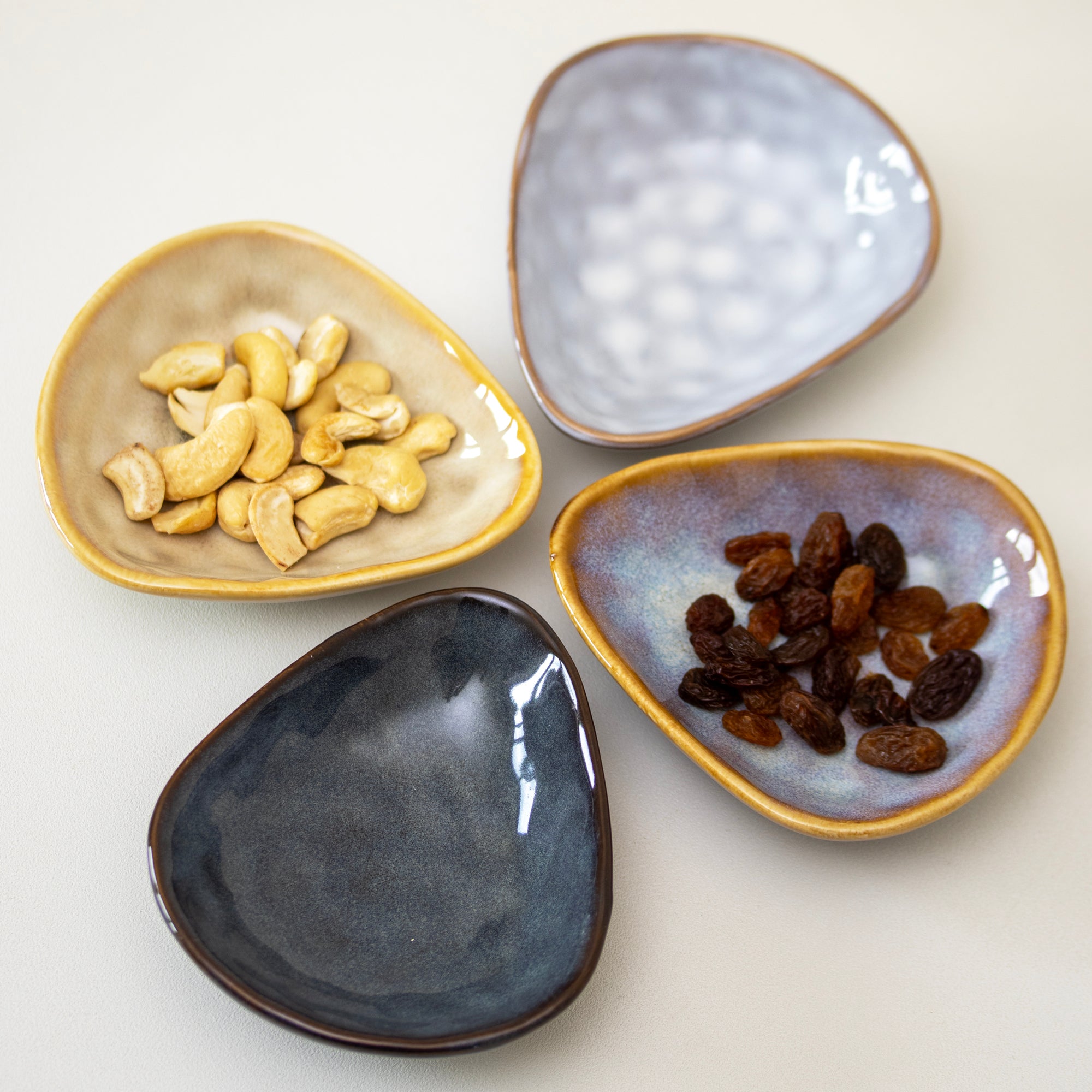 4-teiliges Snackschalen-Set mit reaktiver Glasur
