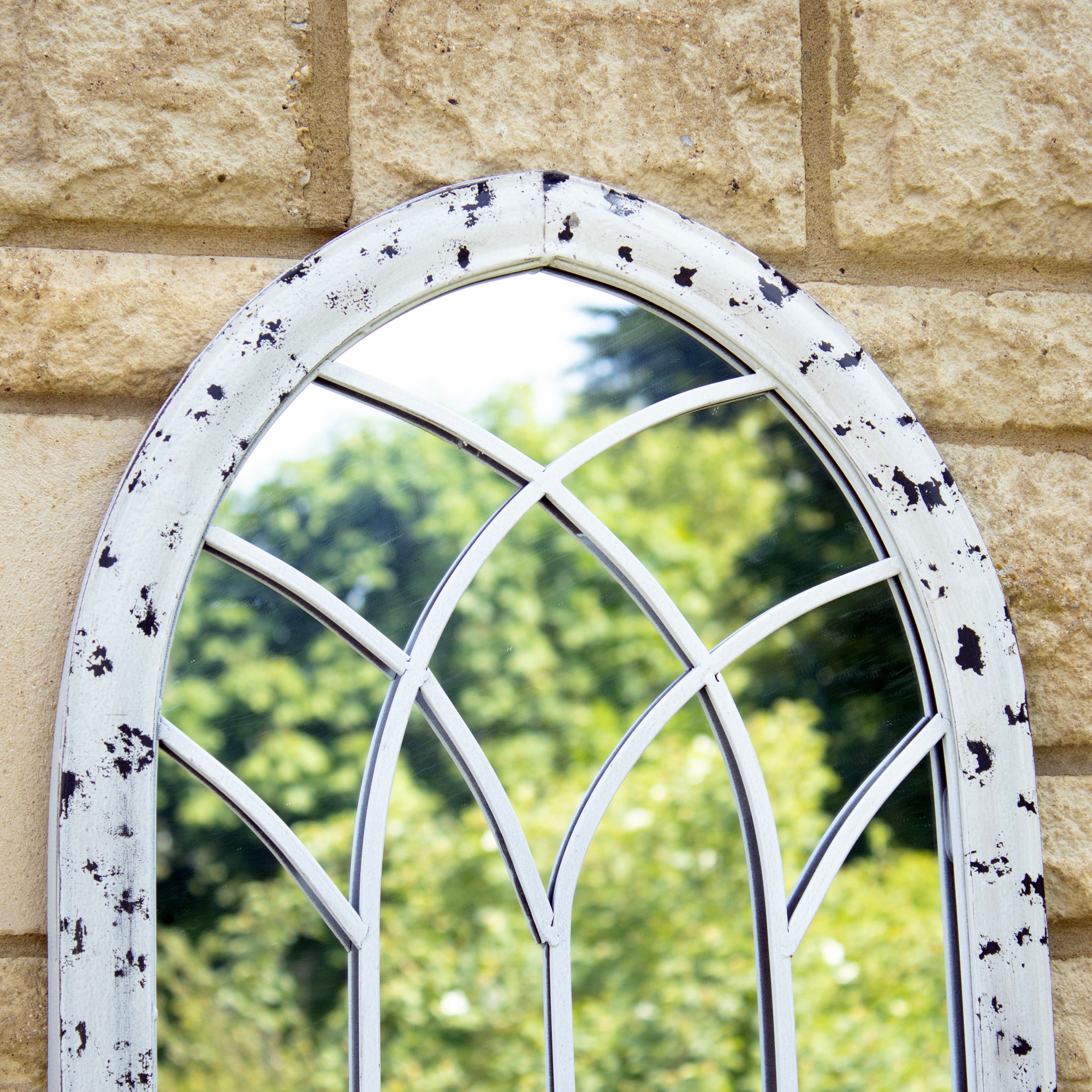 White 73cm Vintage Arched Mirror