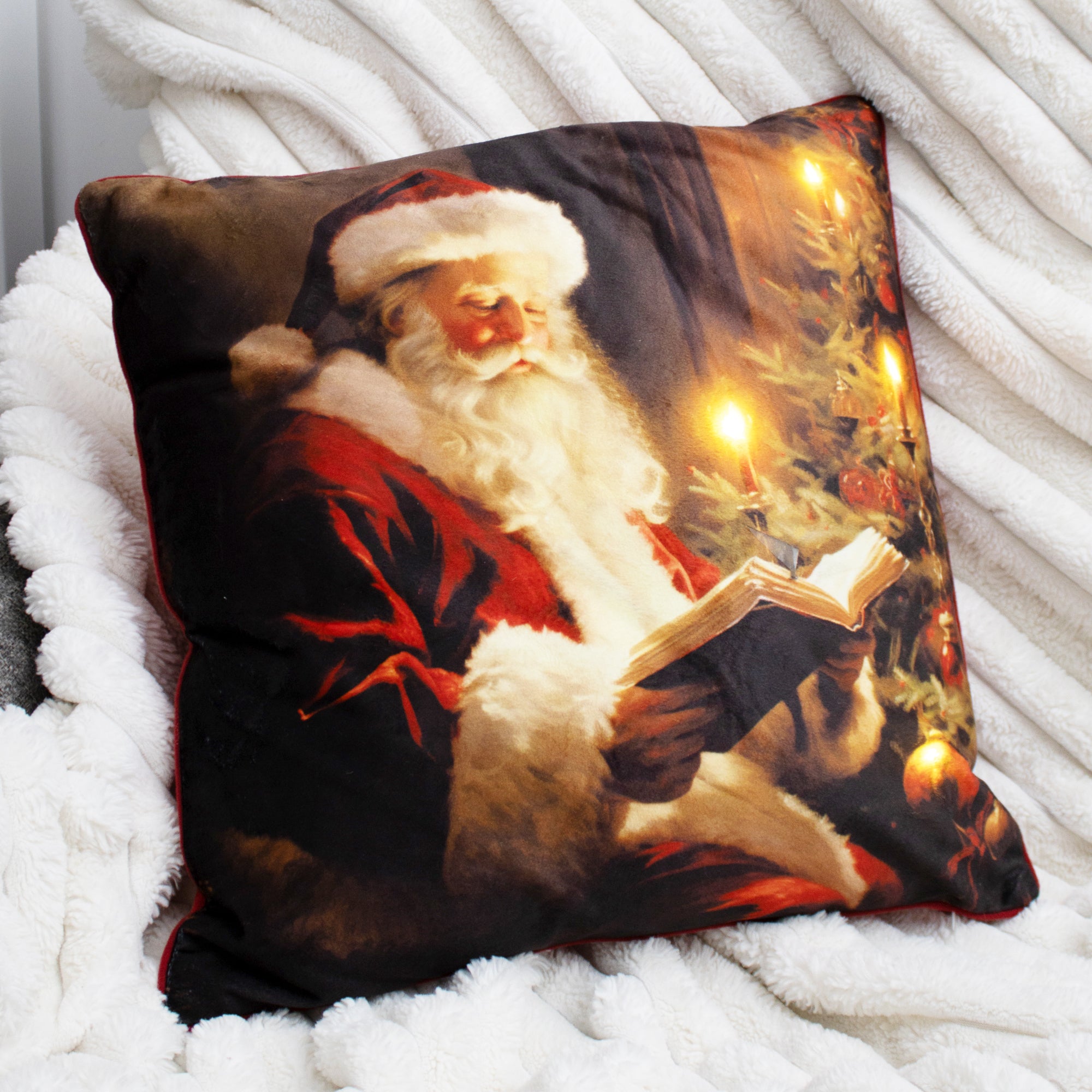 Darthome Reading Santa Claus Light Up 45x45cm Cushion A Darthome Limited