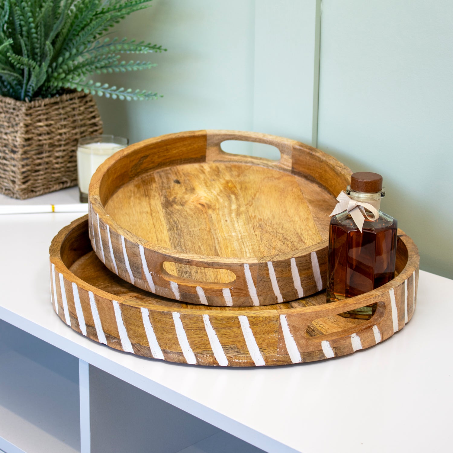 Round Stripe White Wash Mango Wood Serving Tray