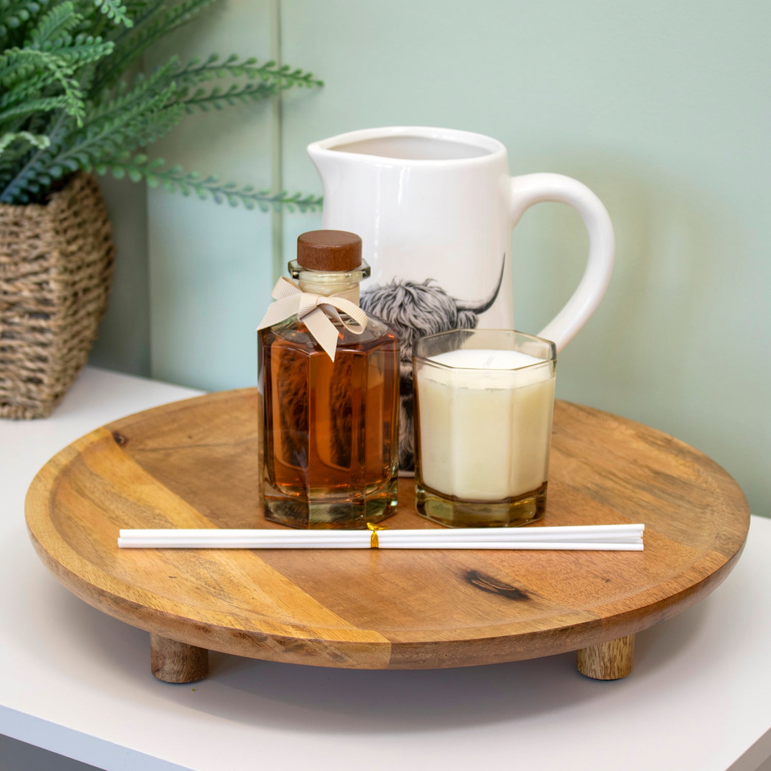 Round Mango Wood Pedestal Board