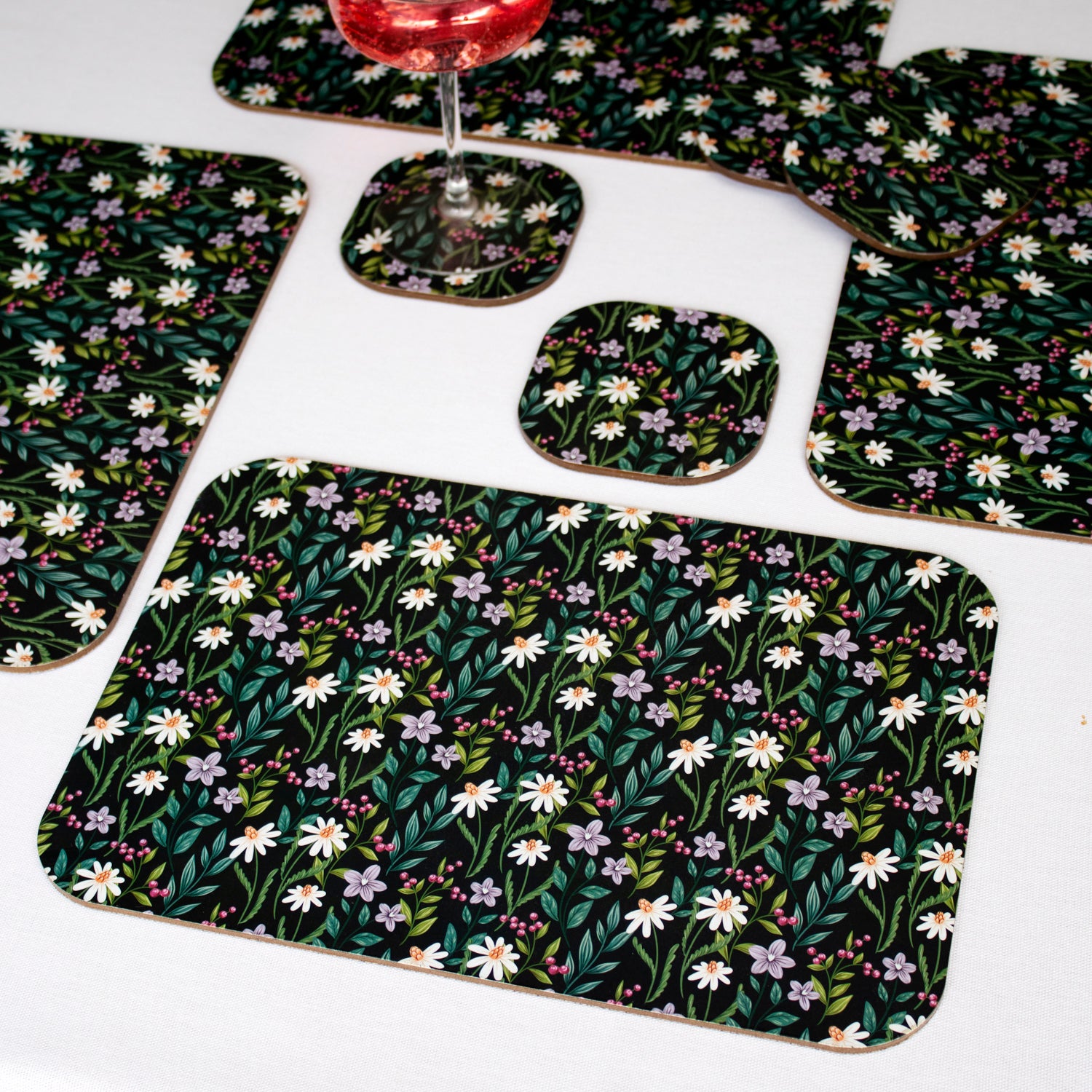 Set Of 4 Velvetback Wildflower Placemats and Coasters