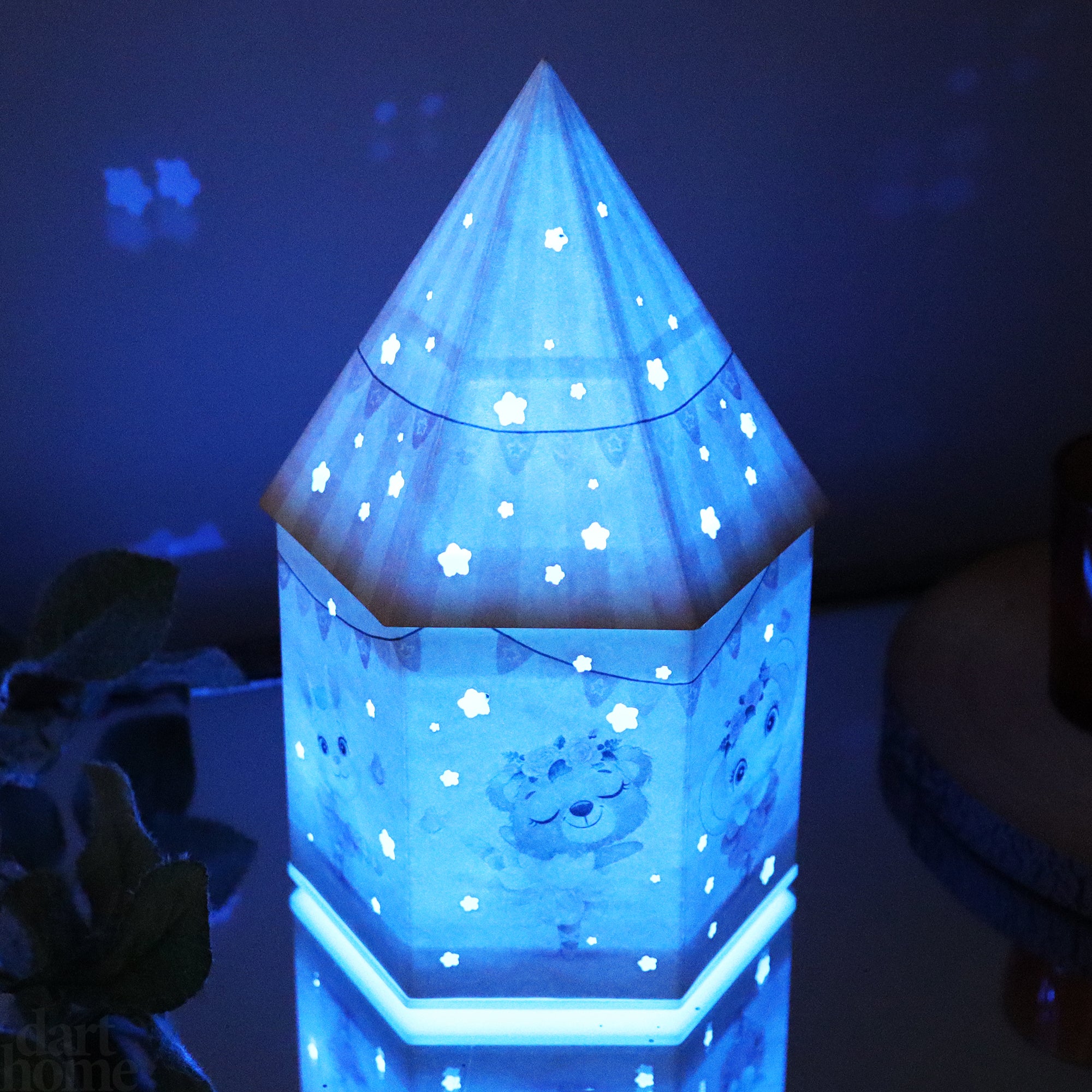 Leuchtendes Tier-Ballerina-Haus