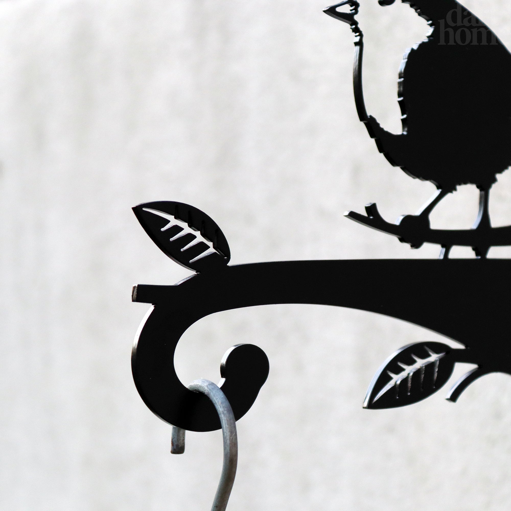 Steel Perched Robin Hanging Basket Bracket