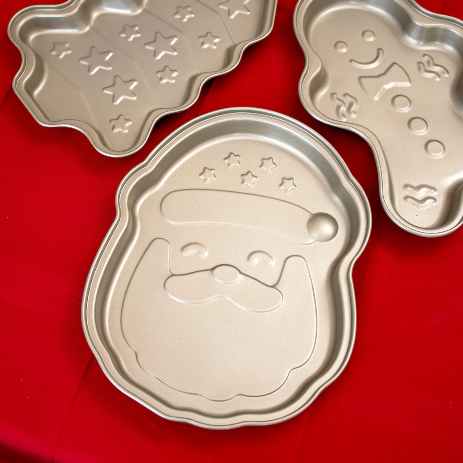 Set Of 3 Gold Christmas Cake Tins