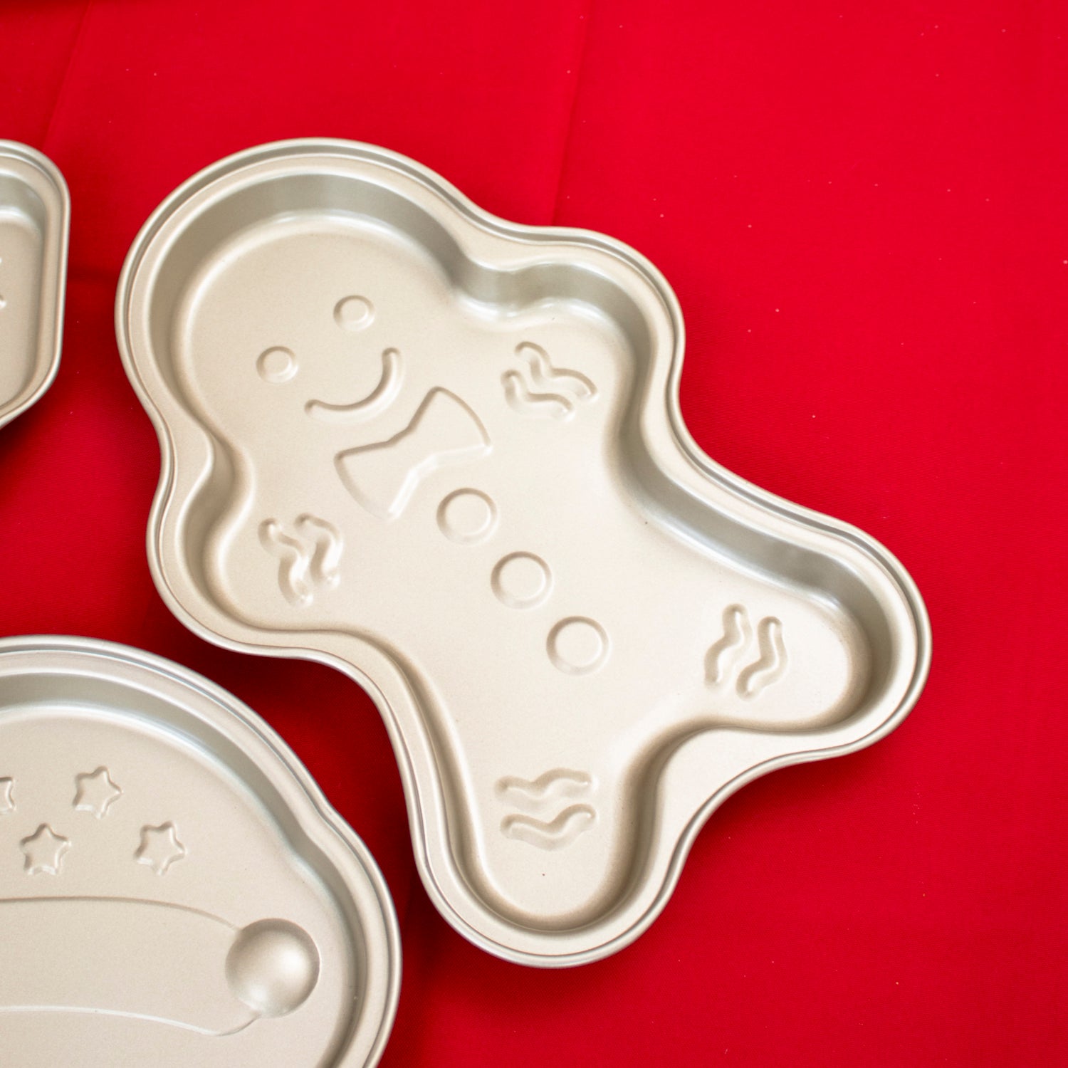Set Of 3 Gold Christmas Cake Tins