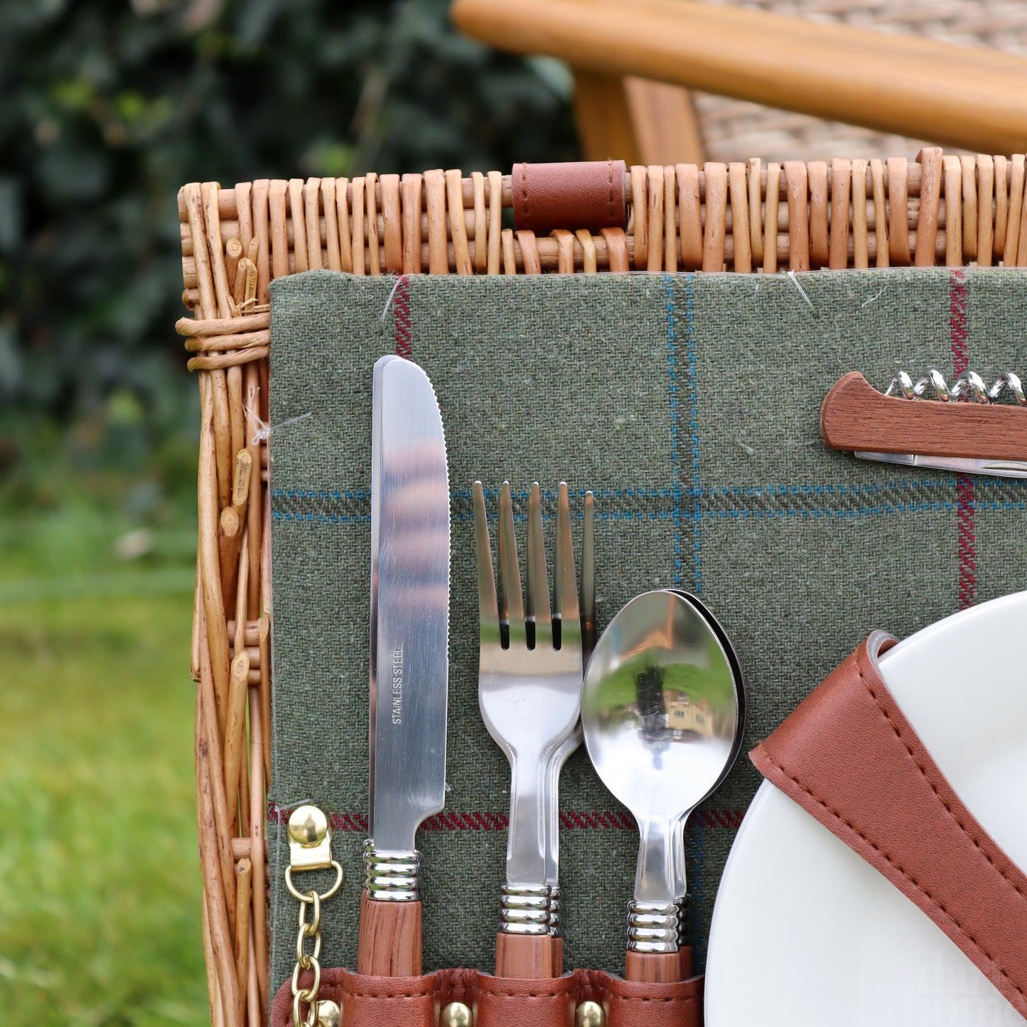 4 Person Fitted Green Tweed Wicker Picnic Basket