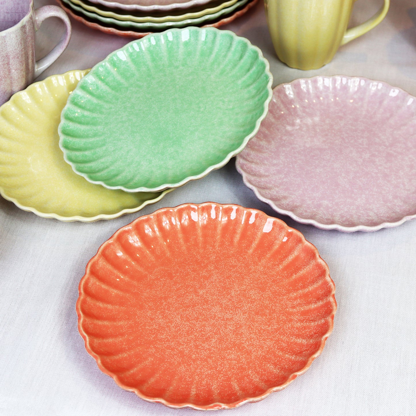 Set Of 4 Pastel Scalloped Side Plates