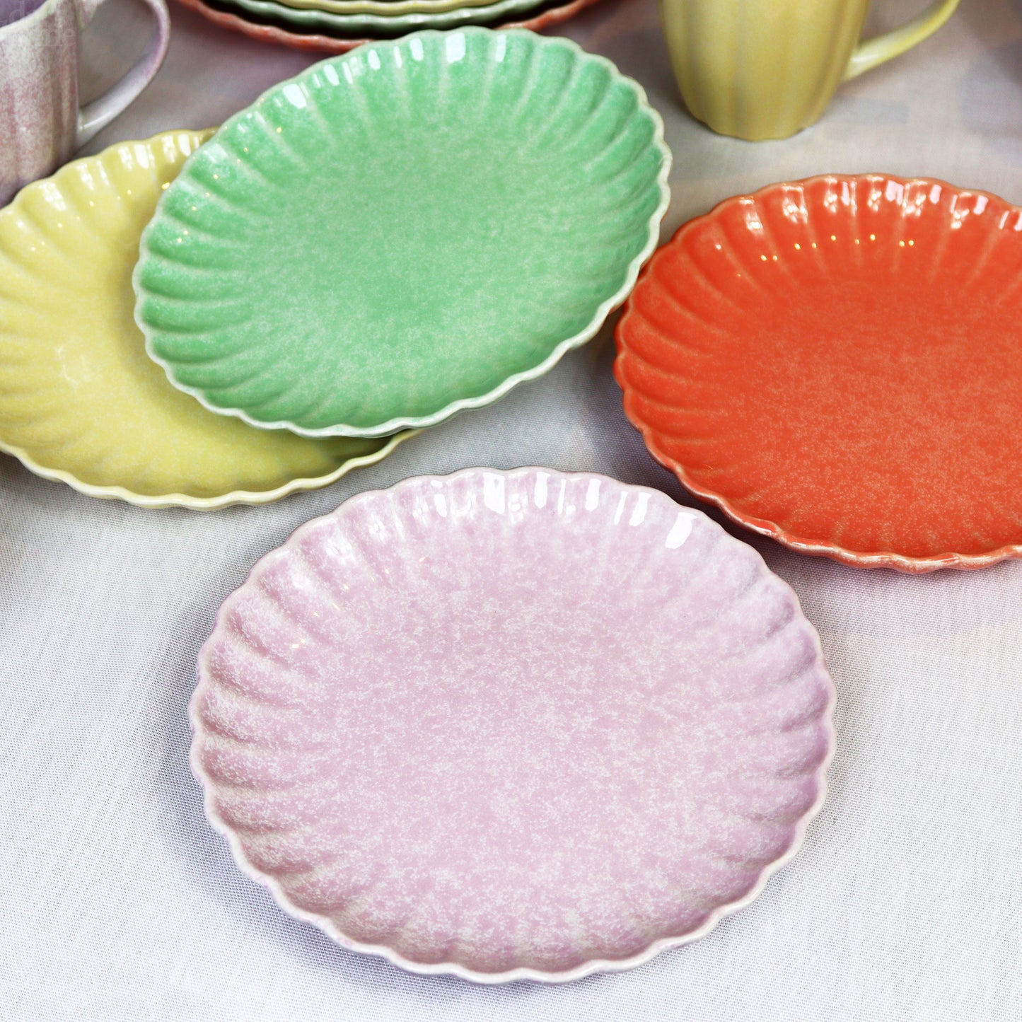 Set Of 4 Pastel Scalloped Side Plates