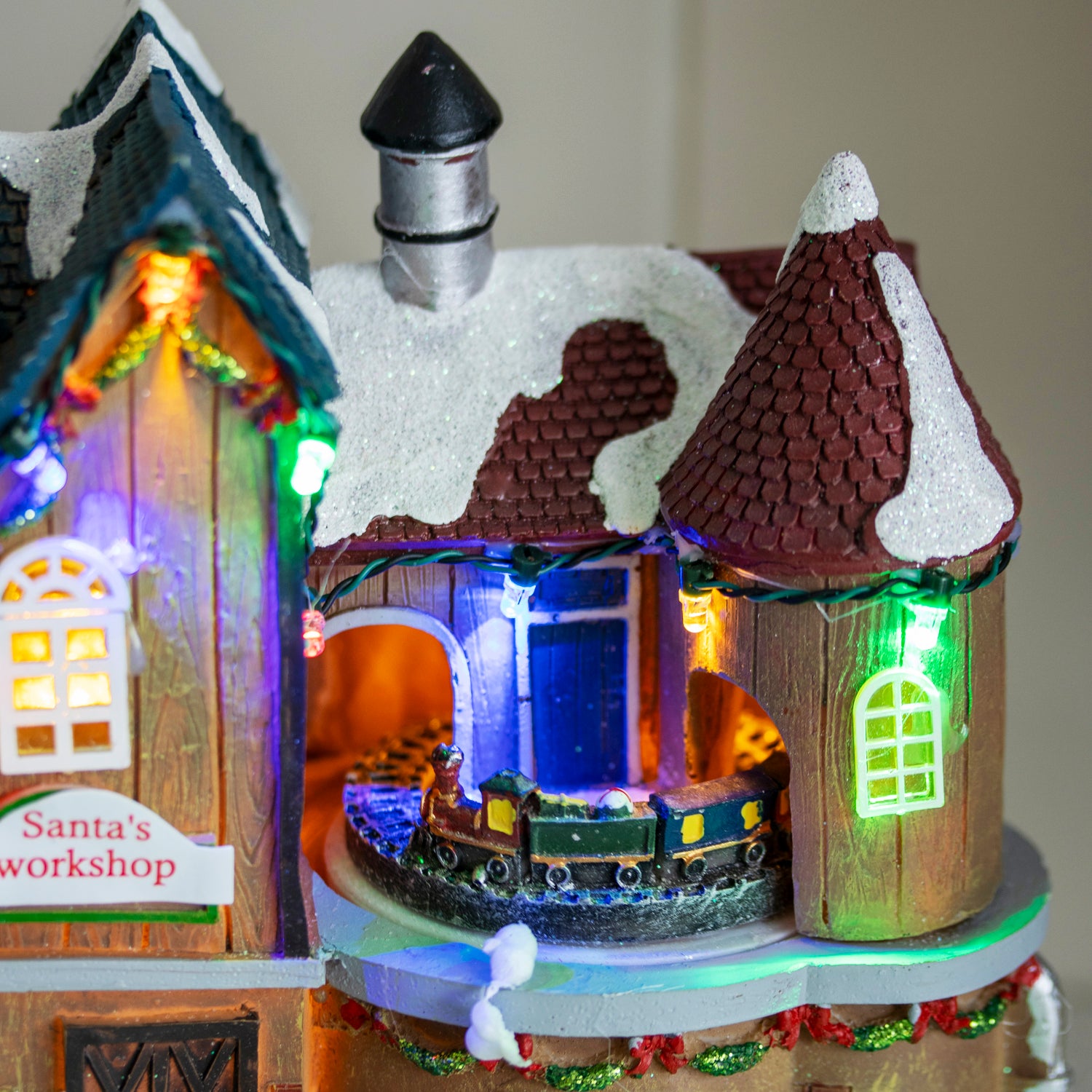 Light Up Santas Workshop Christmas Scene