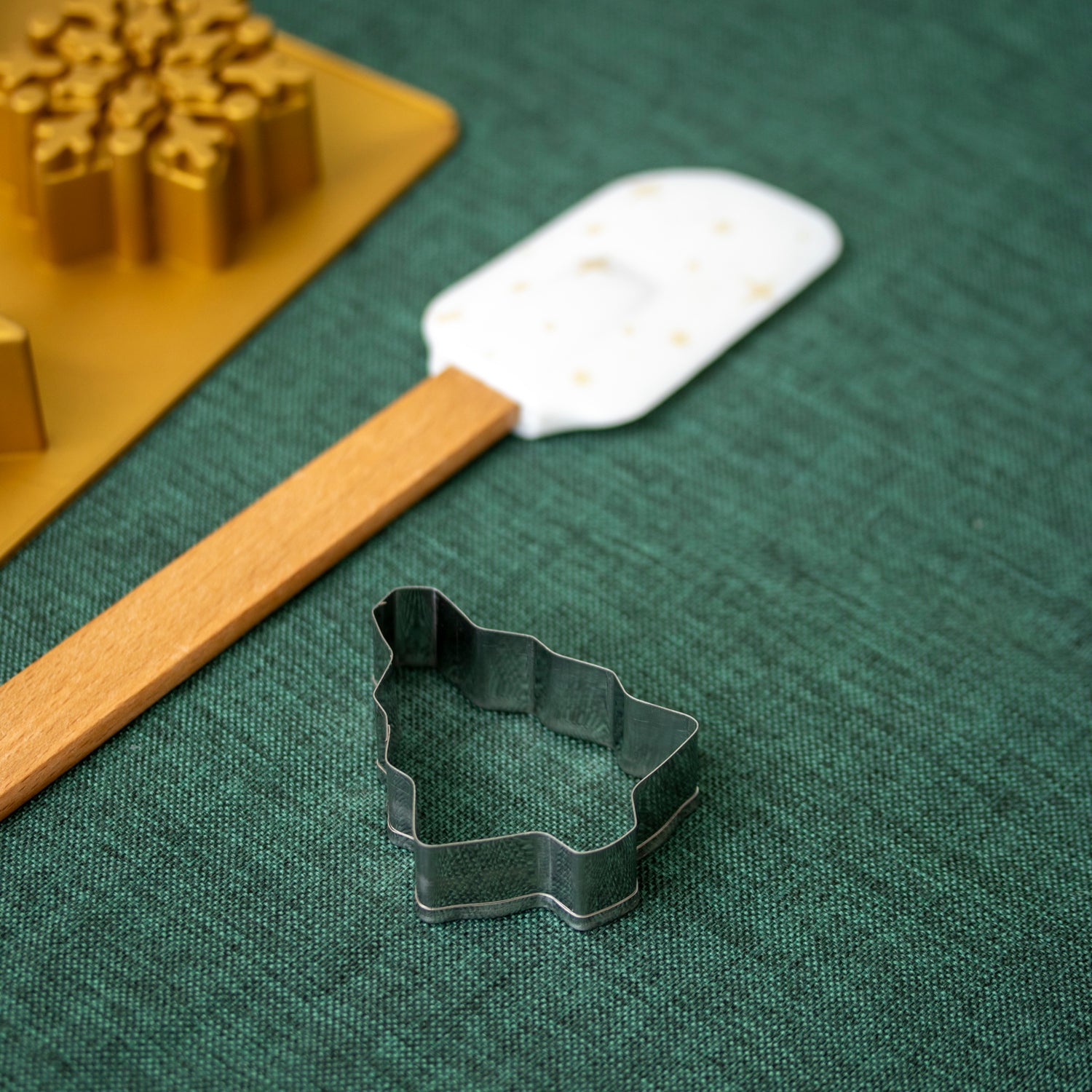 3 Piece Christmas Gingerbread & Santa Baking Set