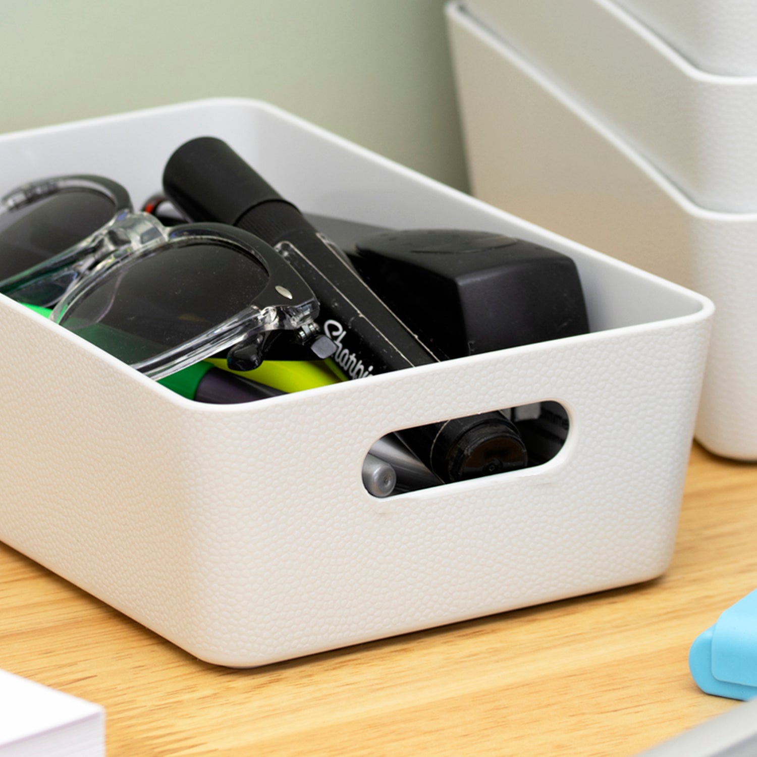 Set Of 4 Textured White Slim Rectangle Studio Baskets