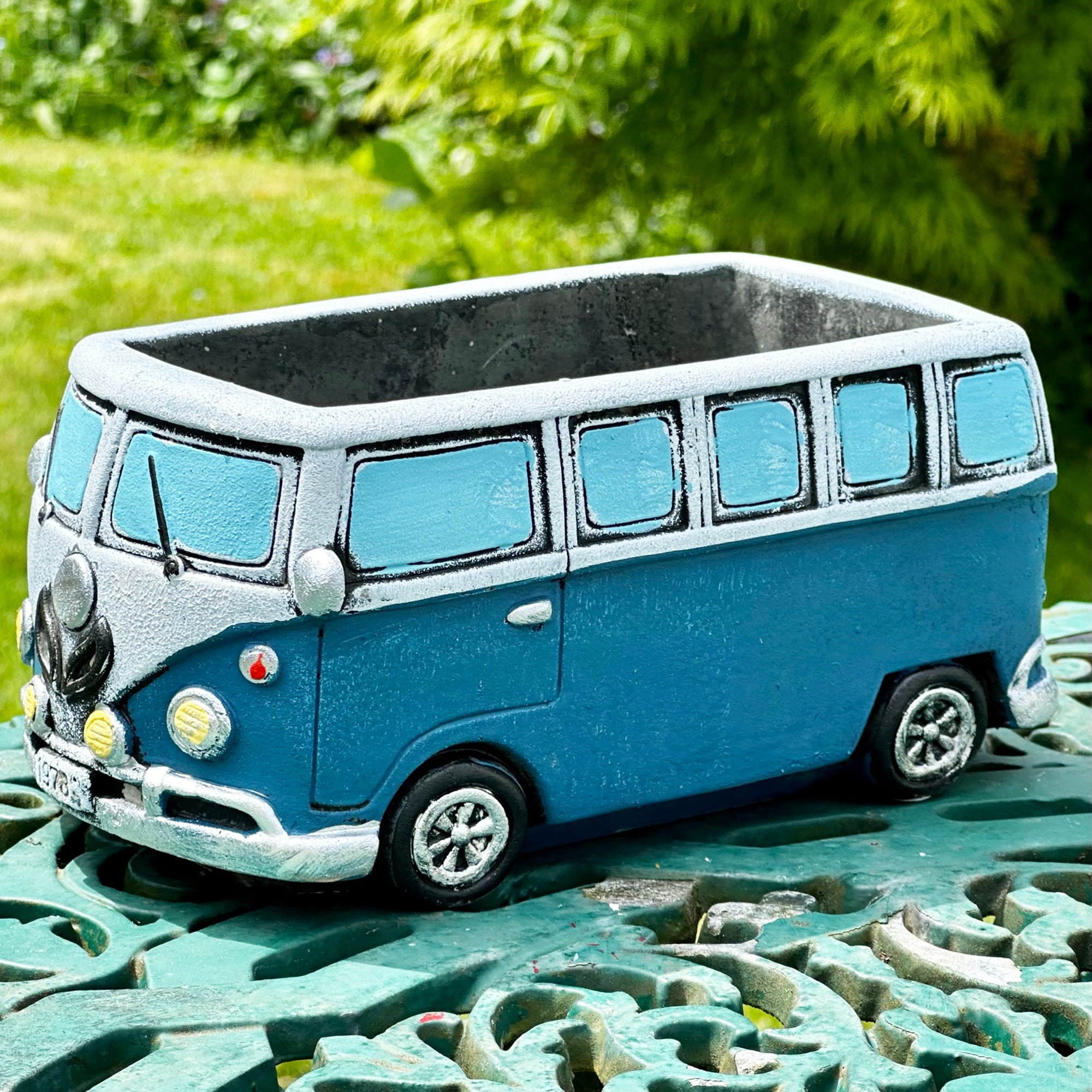 camper plant pot Darthome Blue Cement Campervan Planter 21x11cm