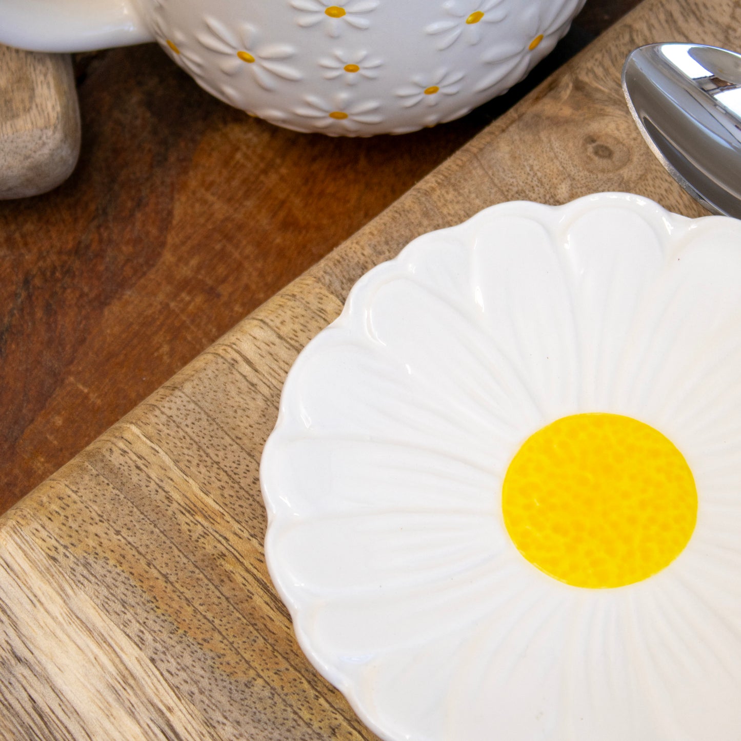 White Daisy Teabag Tidy