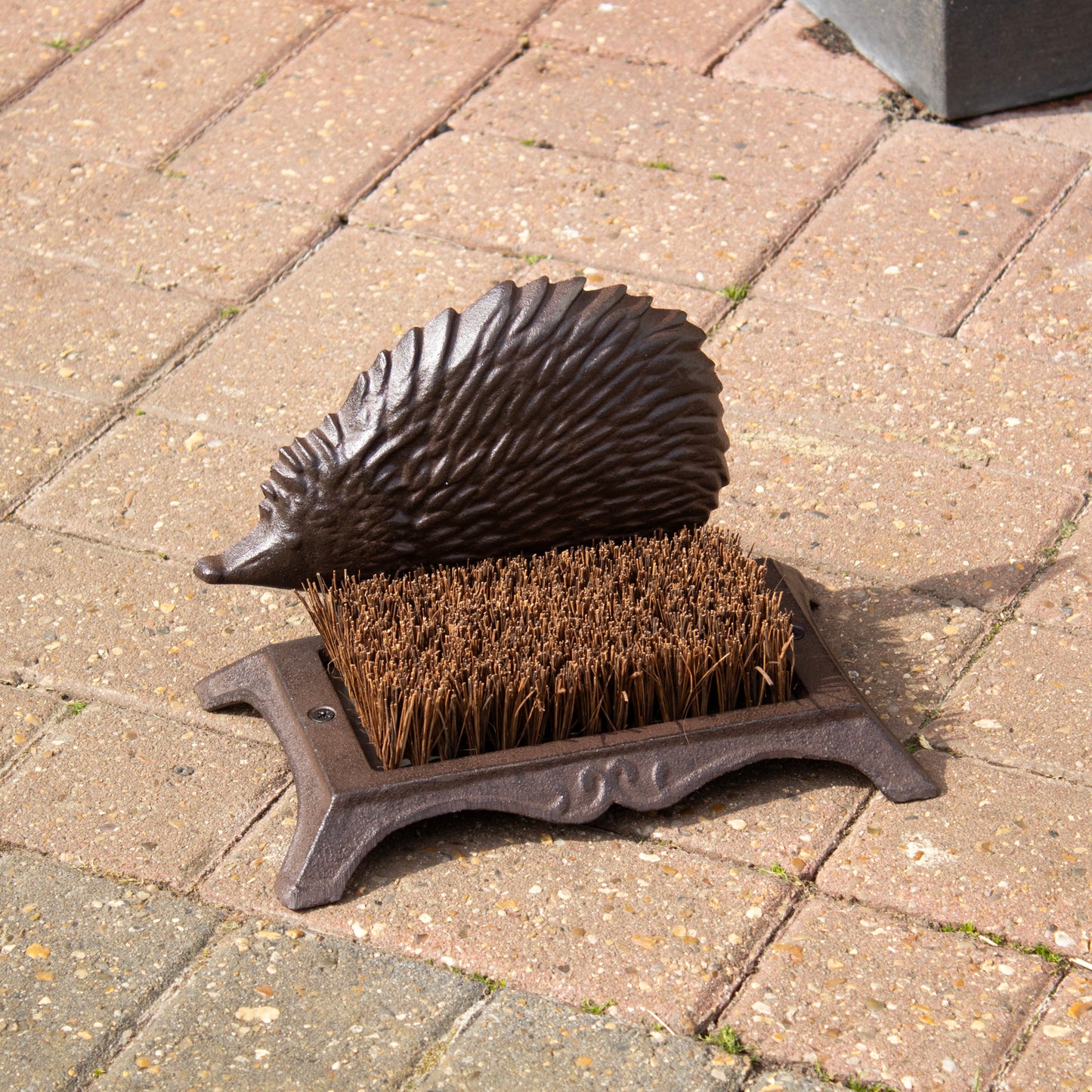 Igel-Stiefelbürstenschaber aus Gusseisen