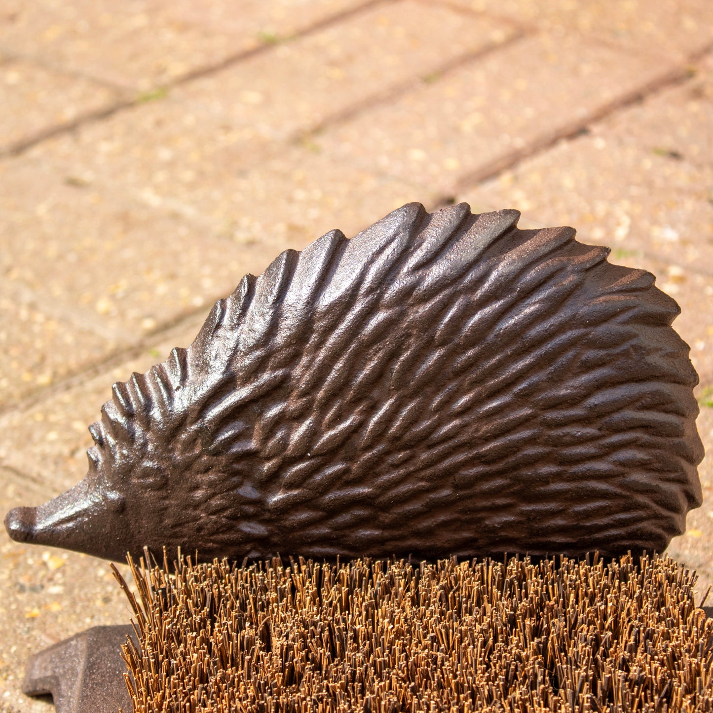 Igel-Stiefelbürstenschaber aus Gusseisen