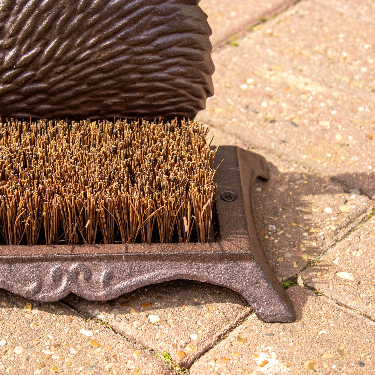 Igel-Stiefelbürstenschaber aus Gusseisen