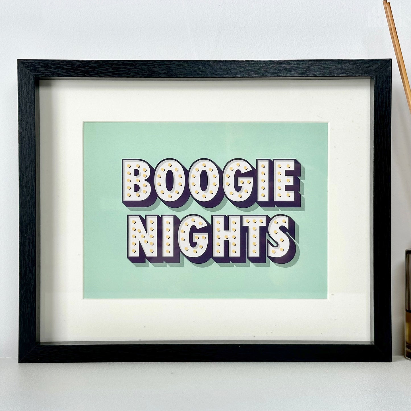 Retro Boogie Nights gerahmte Wandkunst