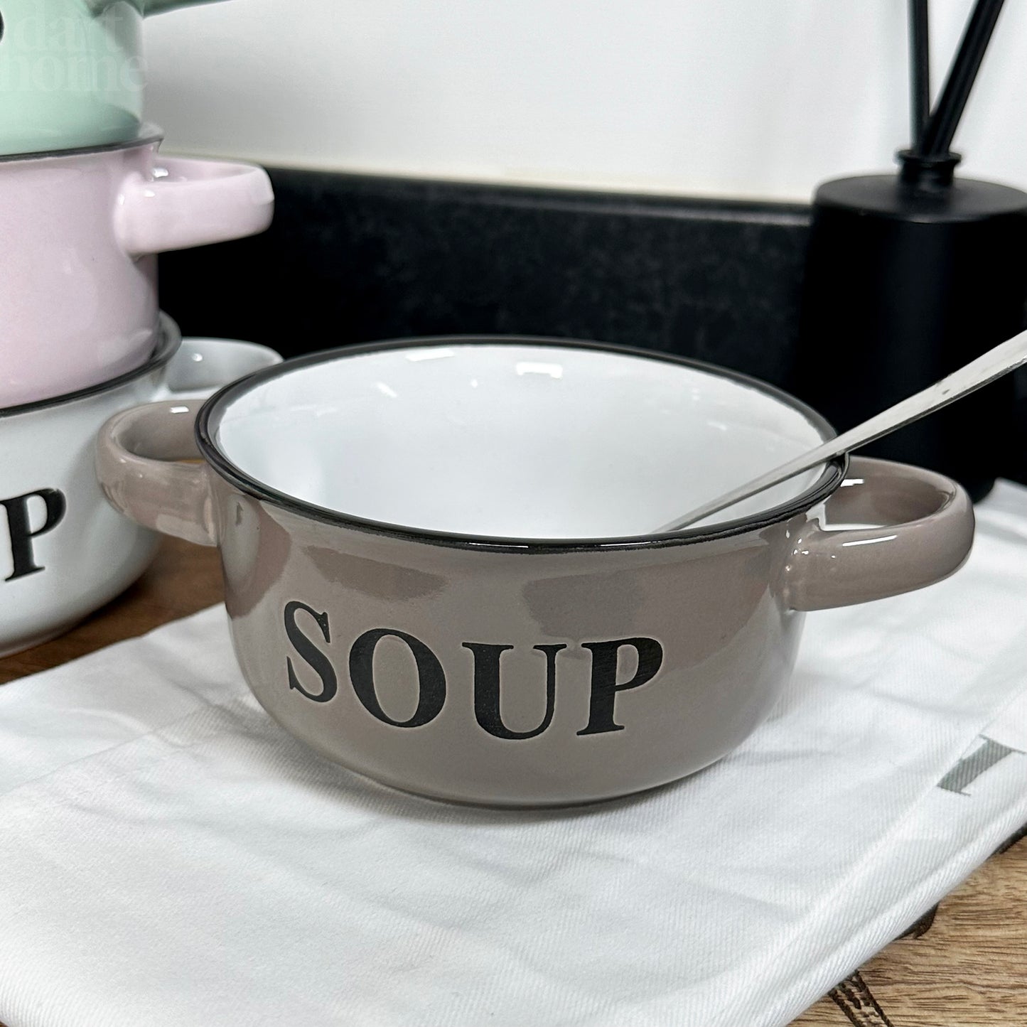 Set Of 4 Pastel Soup Bowls With Handles