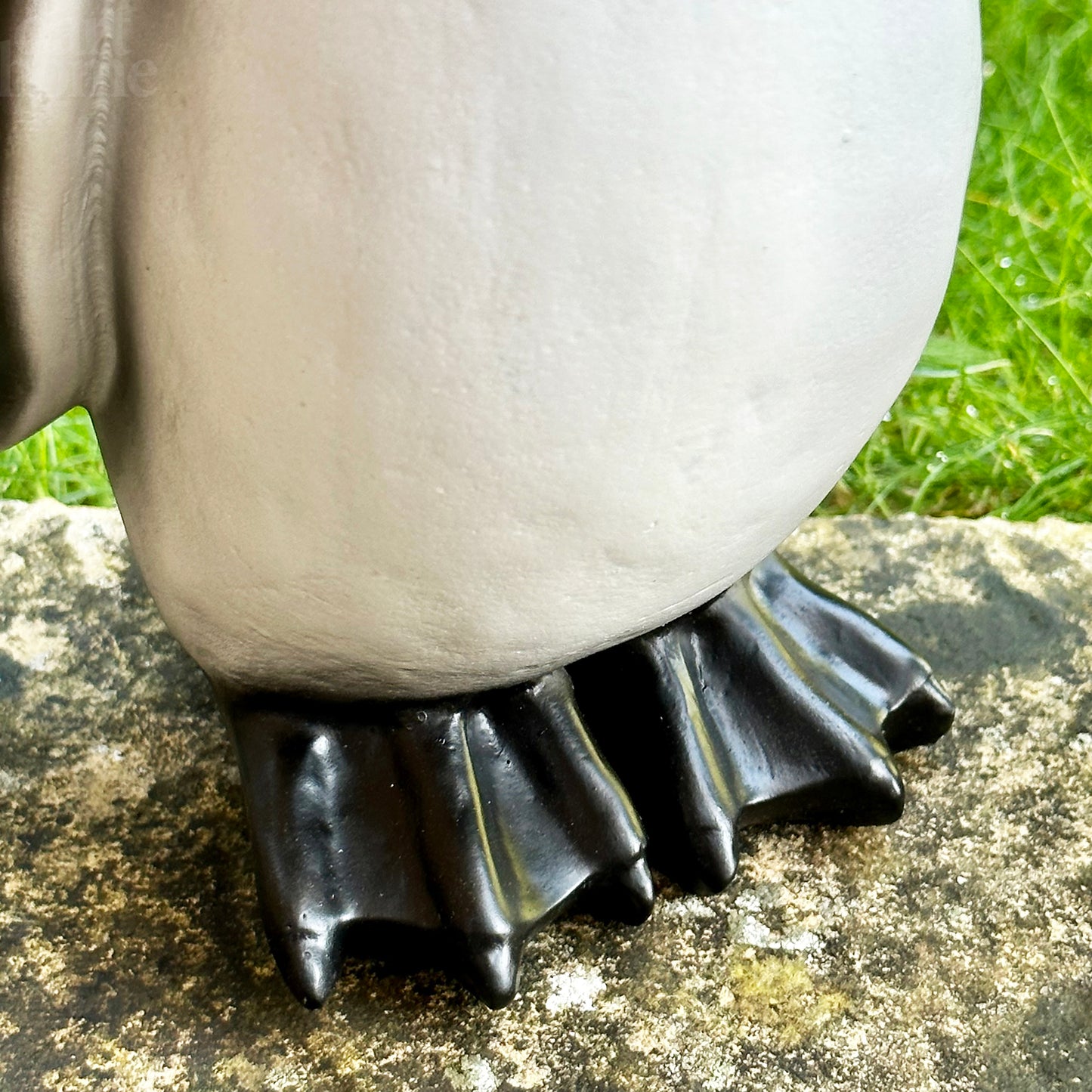 Paar Pinguin-Gartenornamente