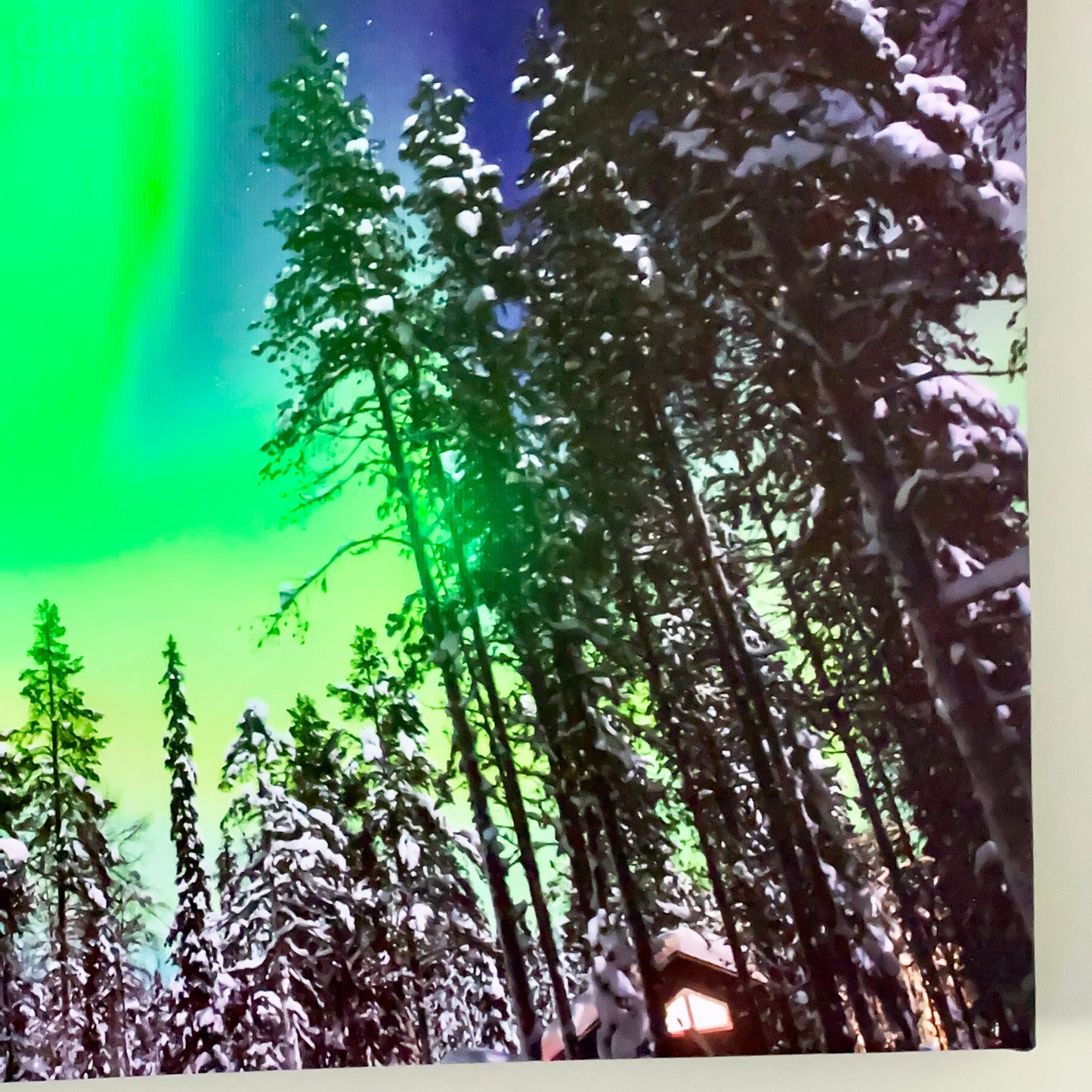 Weihnachtswald-Nordlichter-LED-Leinwandkunst