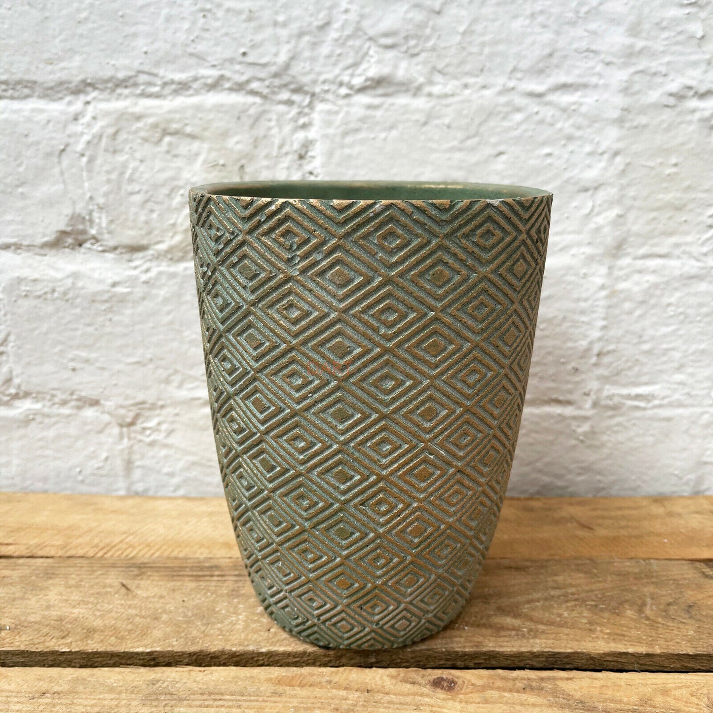 Cement Tall Diamond Plant Pot 17cm - Green & Gold