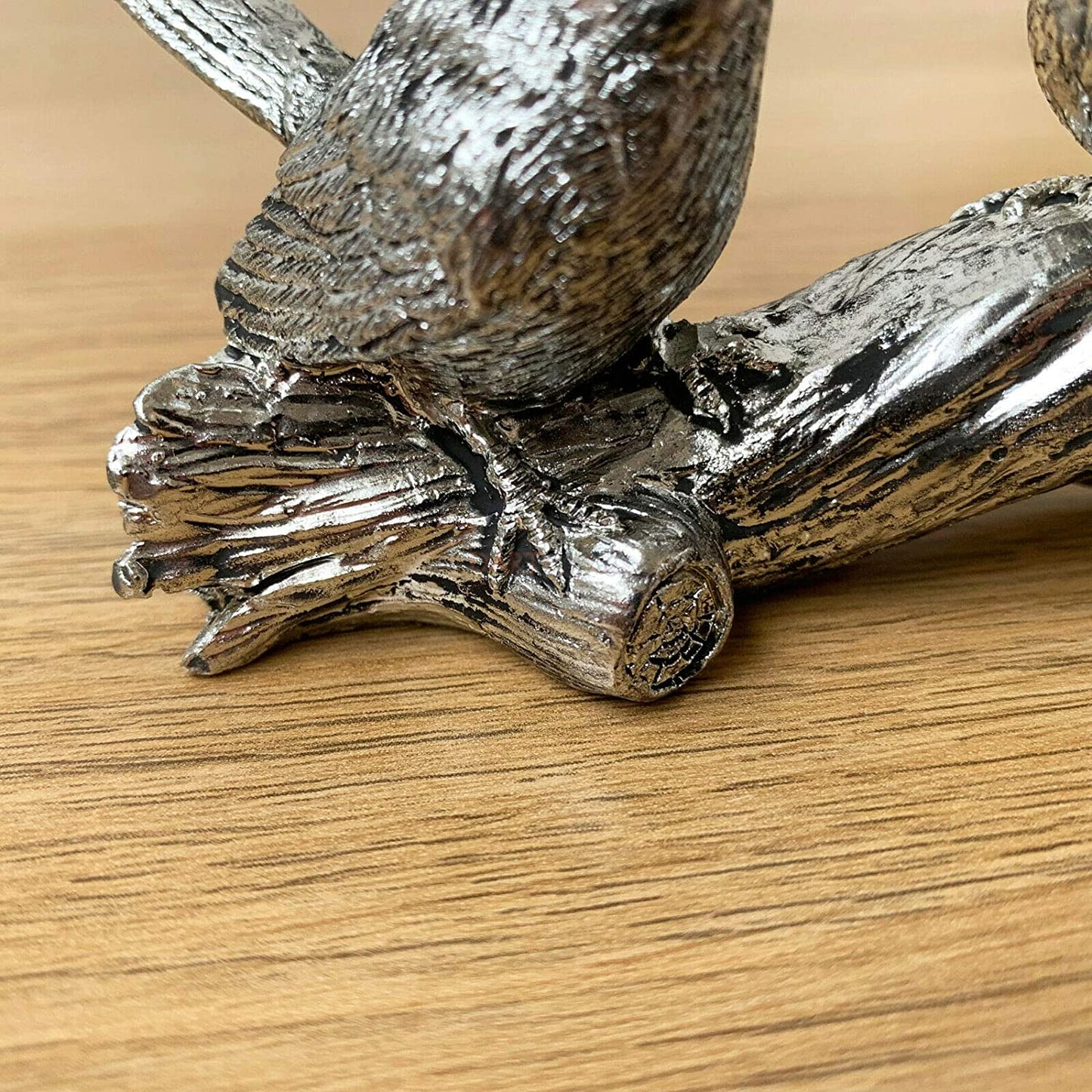 Silberne Vögel auf Ast Figur