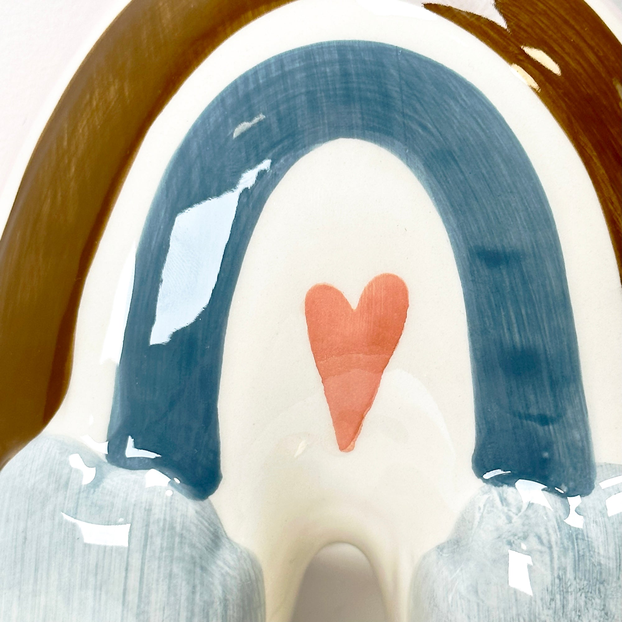 Regenbogen-Spardose aus Keramik