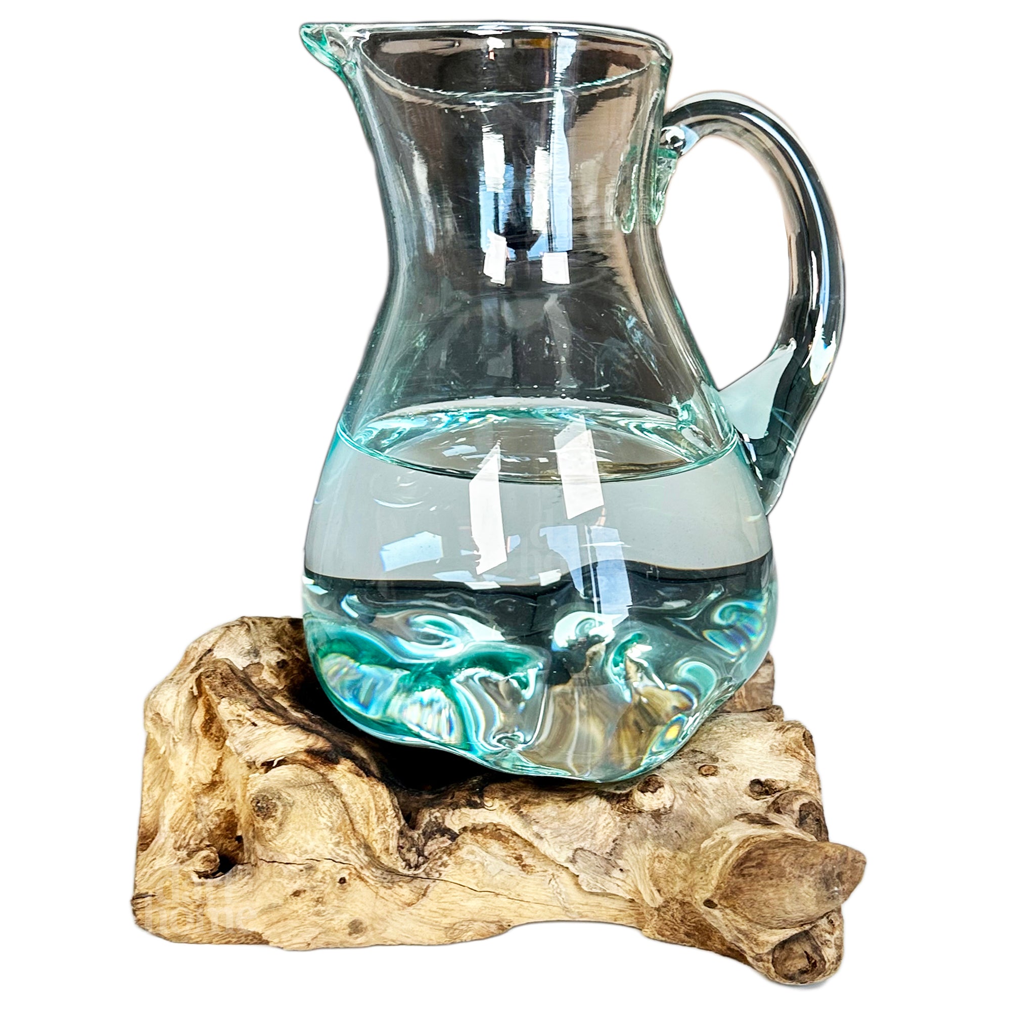 Geschmolzener Krug auf Teakholz-Wurzelständer