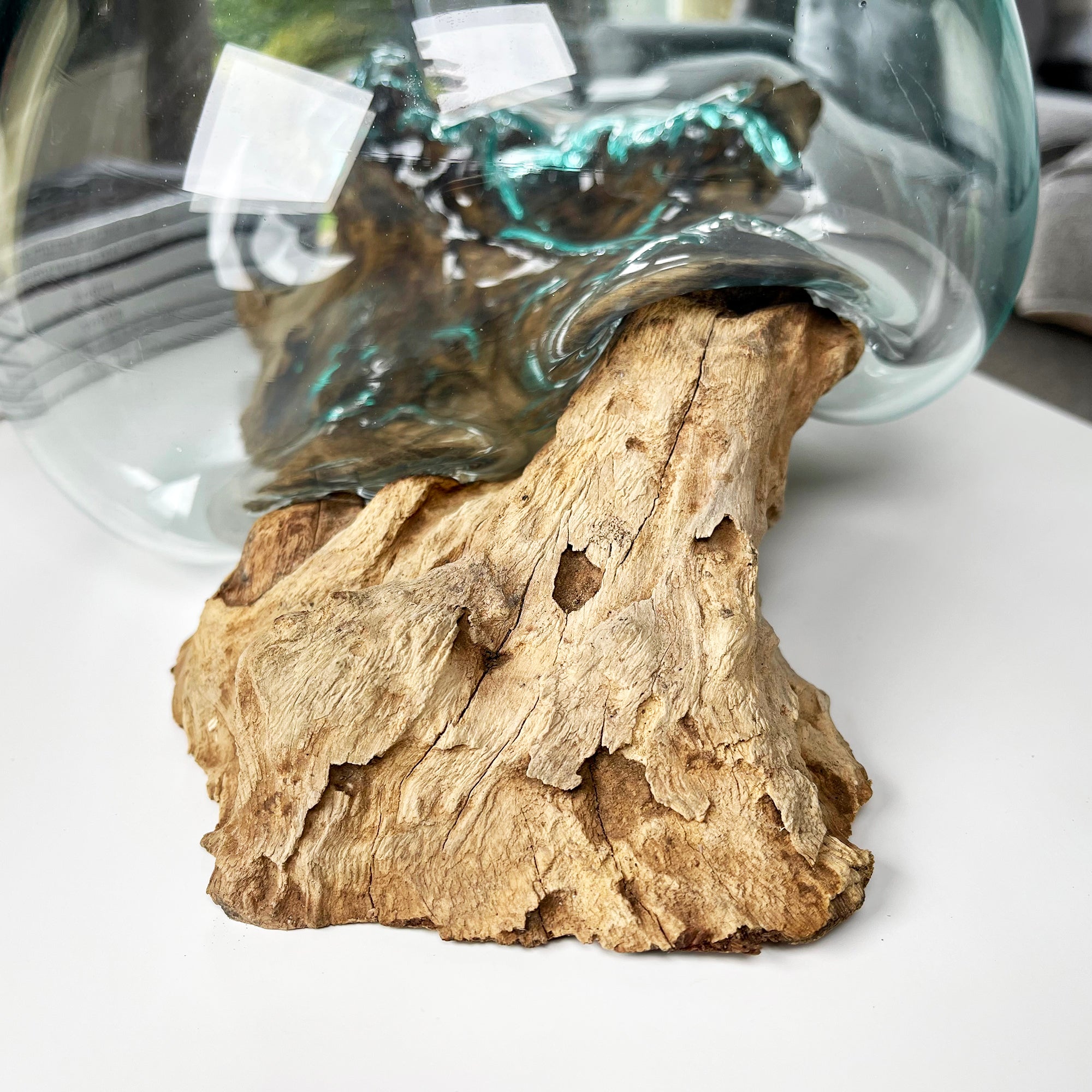 Molten 20cm Fruit Bowl On Teak Root Stand