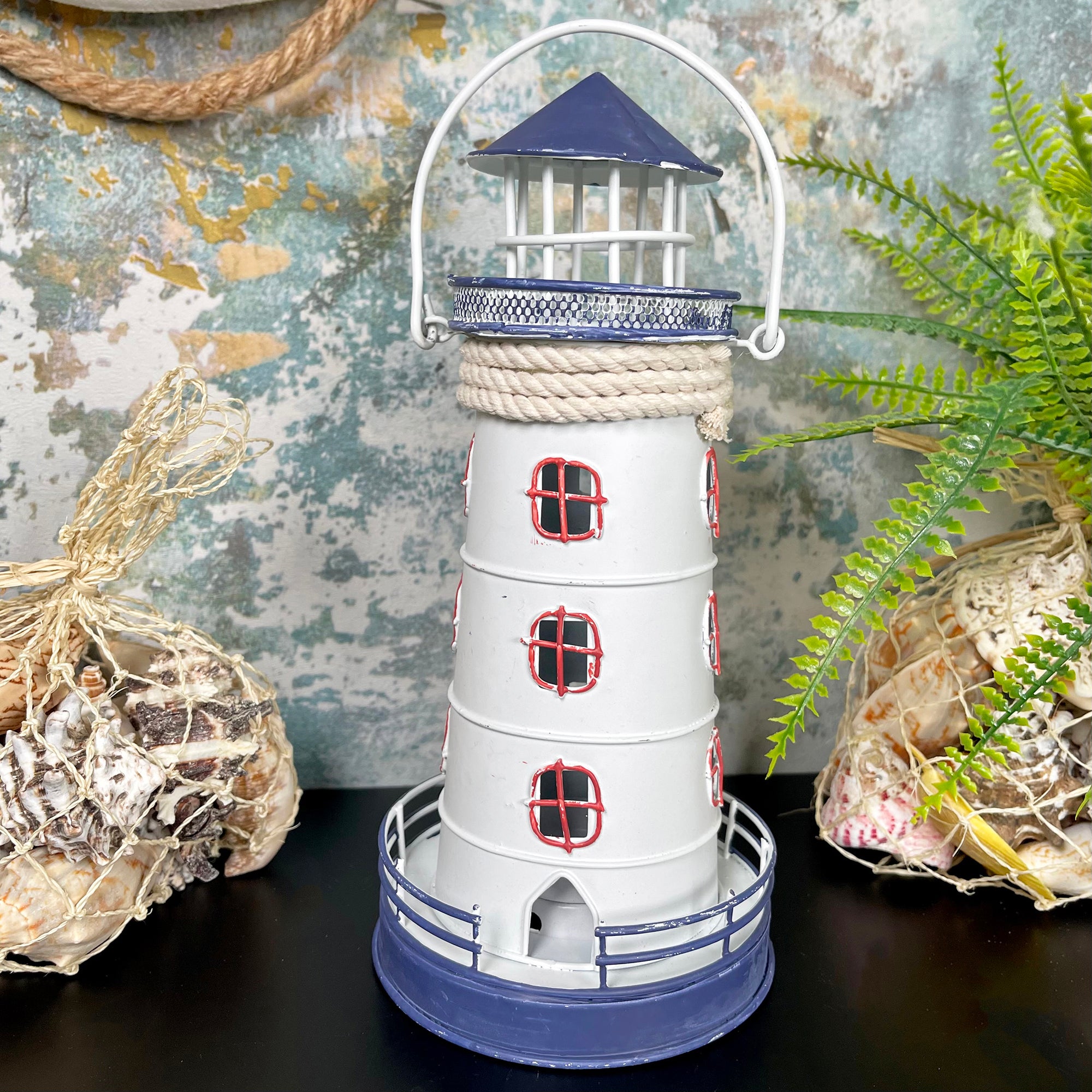 Leuchtturm-Teelichthalter aus Metall