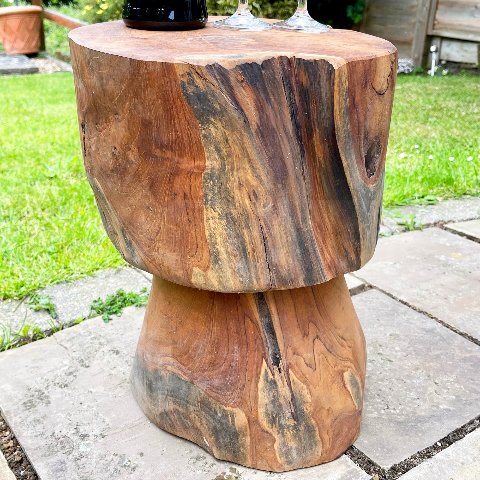 Round Fluted Teak Root Table