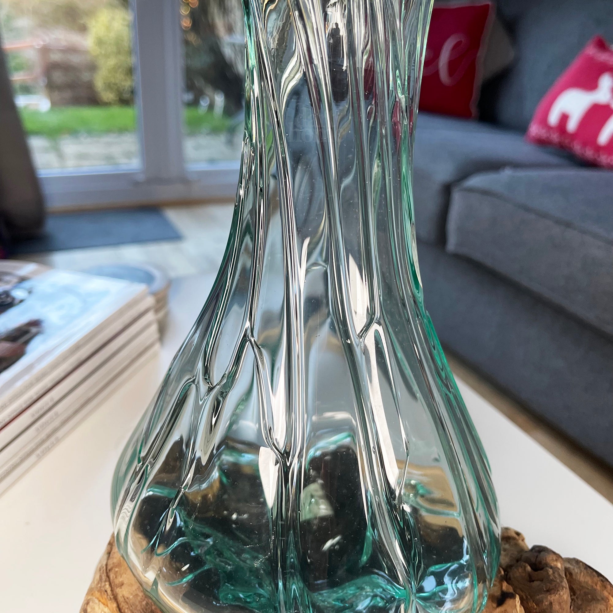 35cm Crinkle Molten Glass Vase On Driftwood Stand