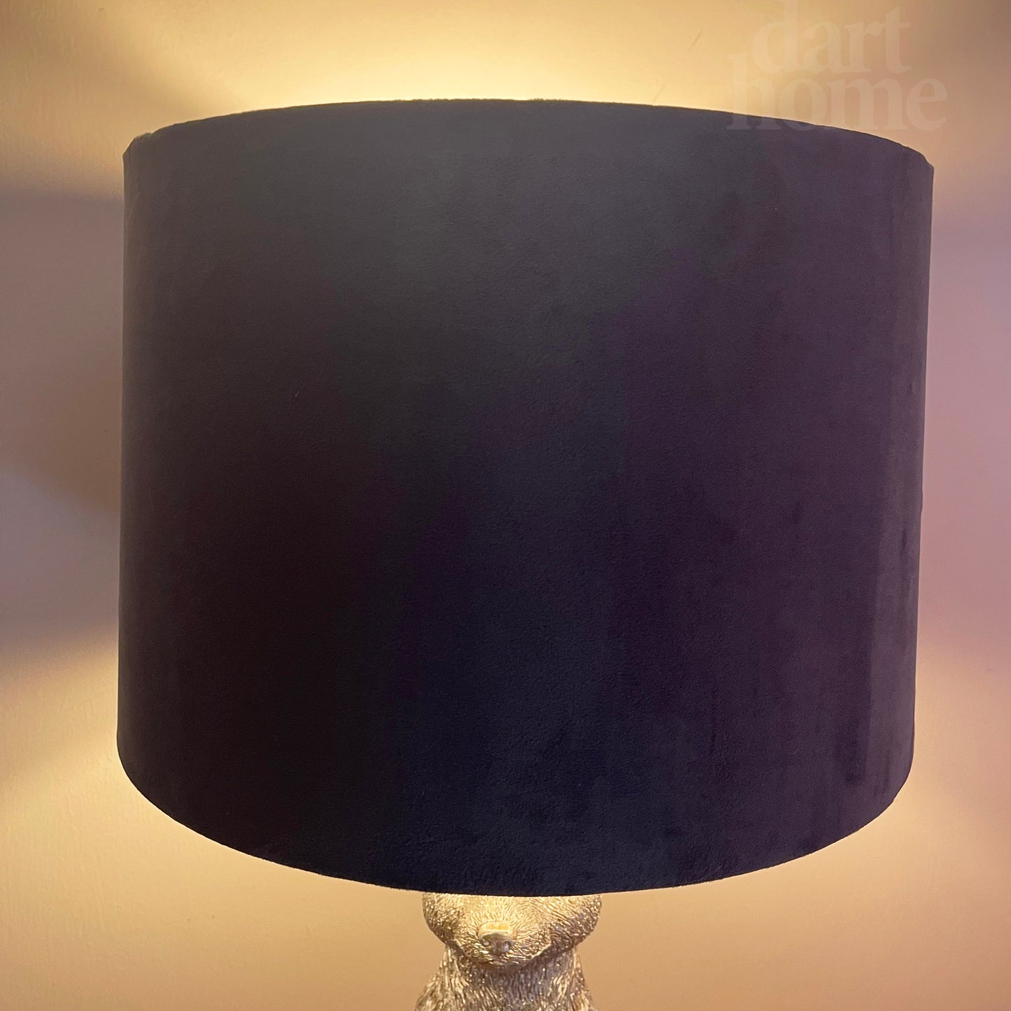 Silberne Erdmännchen-Tischlampe mit Trommelschirm aus blauem Samt