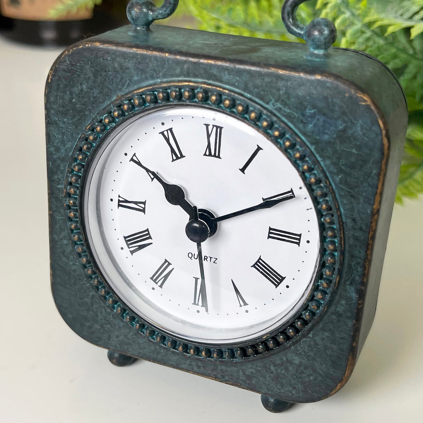 Miniatur-Quadrat-Reiseuhr