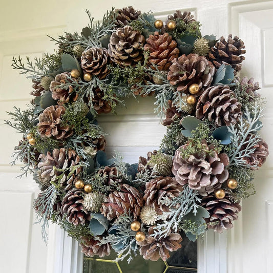 Crafting Christmas: Interior Design Tips for a Festive Home