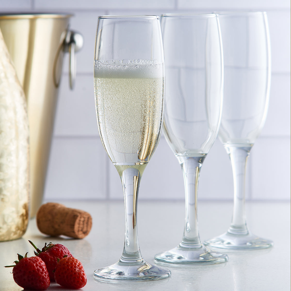 Set Of 6 Stemmed Champagne Flutes 220ml