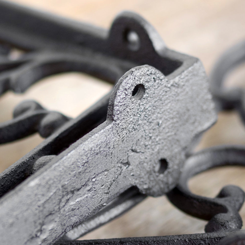 Set Of 2 Curved Cast Iron Shelf Brackets