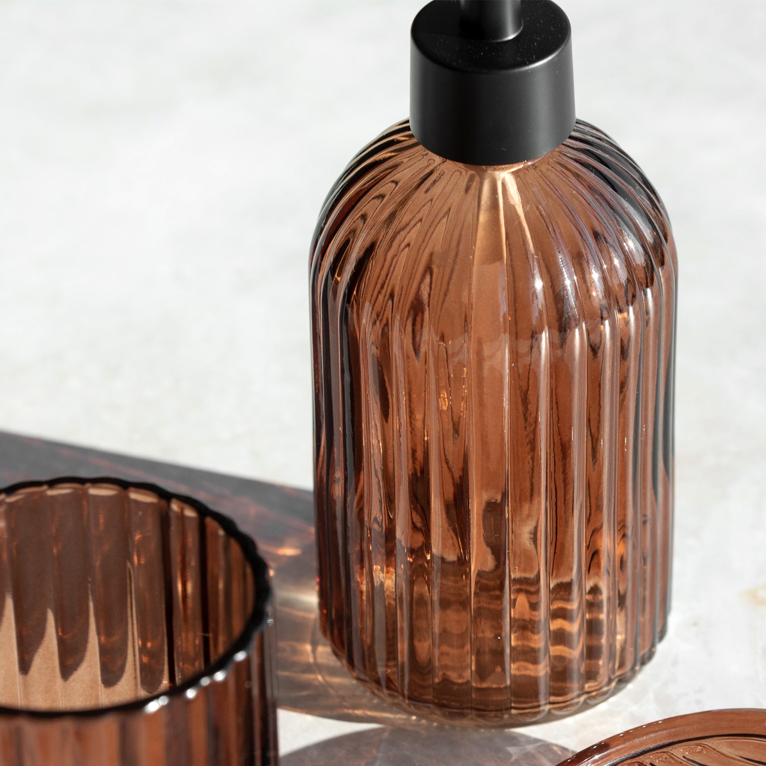 Amber Ribbed Glass Set Of 3 Bathroom Accessories