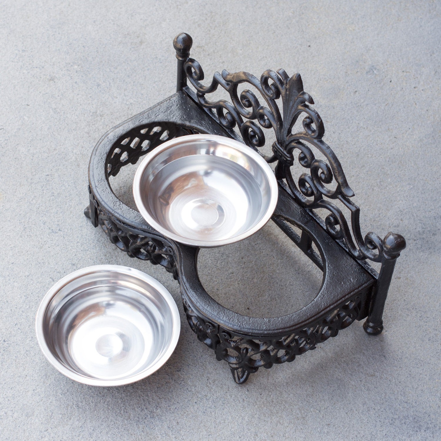 Cast Iron Raised Duo Dog Bowls
