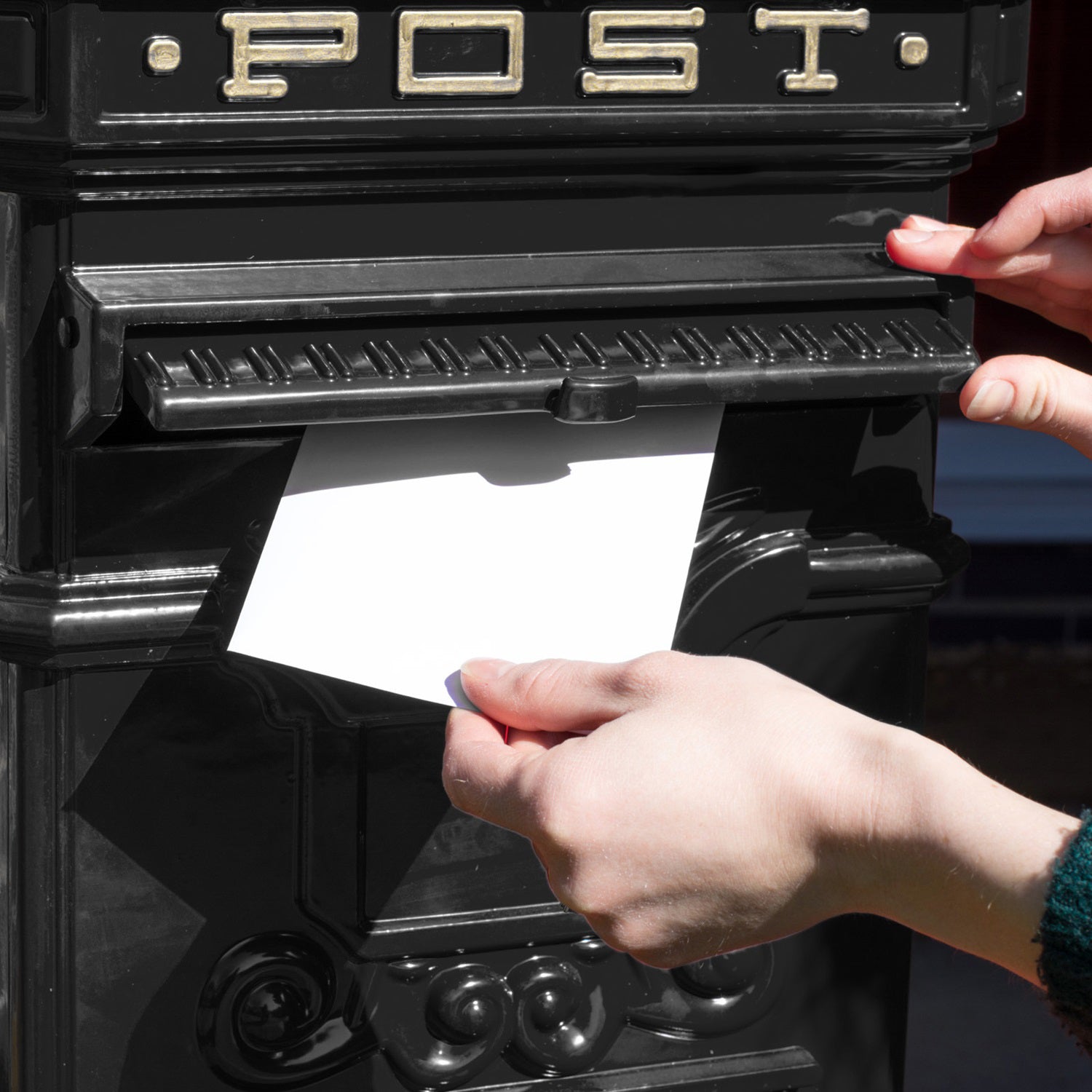 Black Free Standing Victorian Post Box