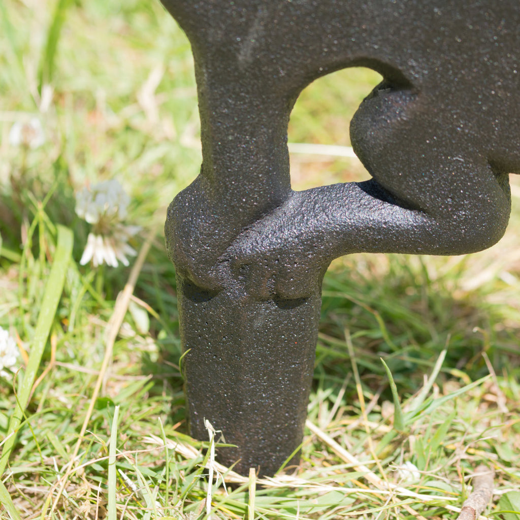 Cast Iron No Fouling Dog Sign