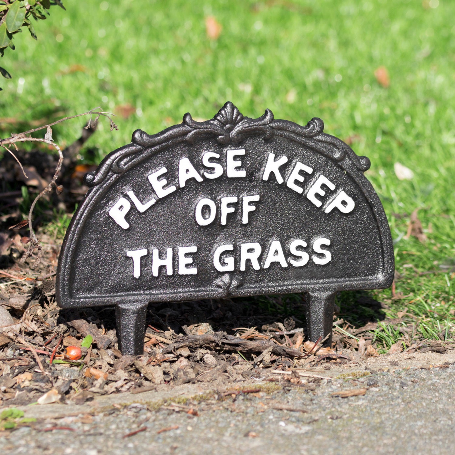 Cast Iron Please Keep Off The Grass Sign