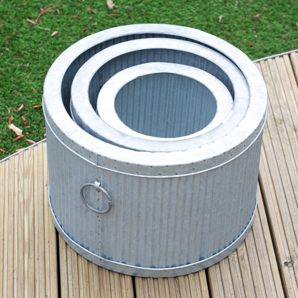 Set of 3 Ribbed Metal Planters