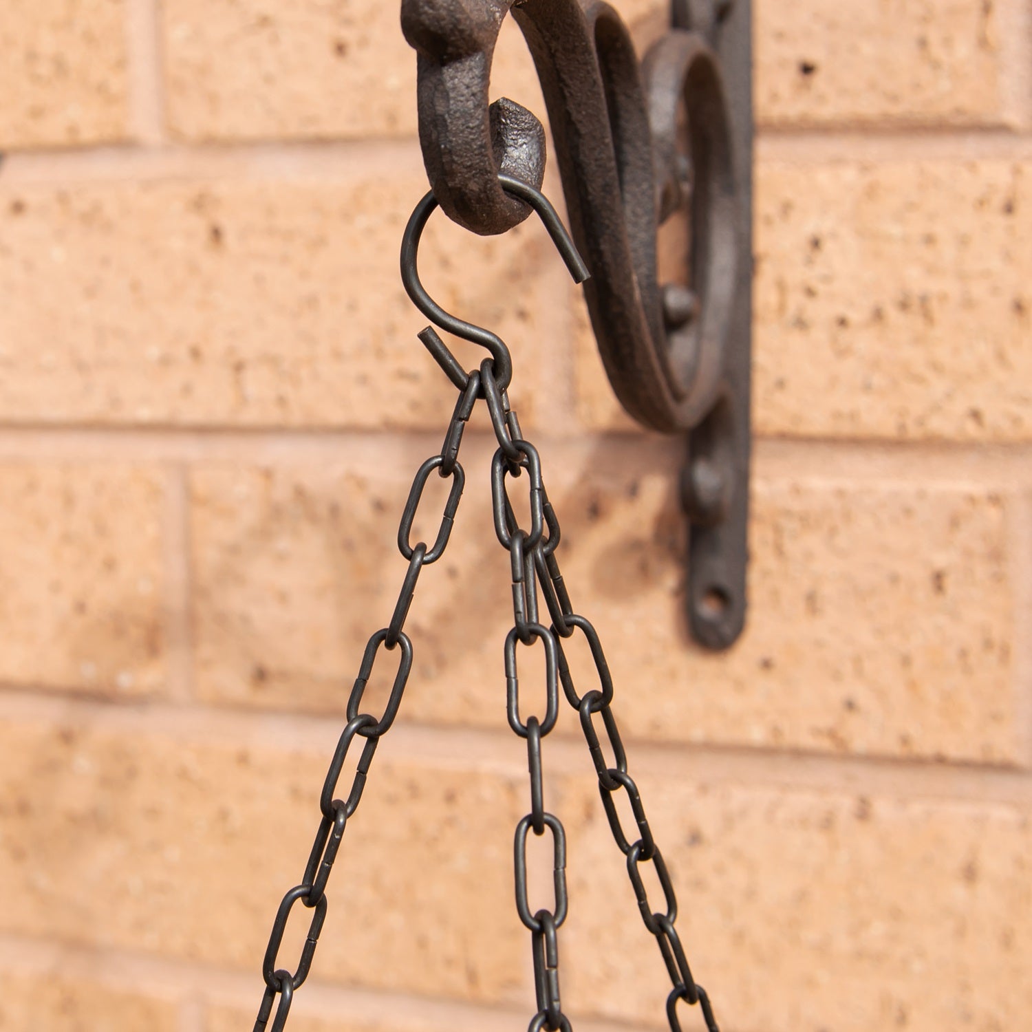 Cast Iron Hanging Heart Bird Dish