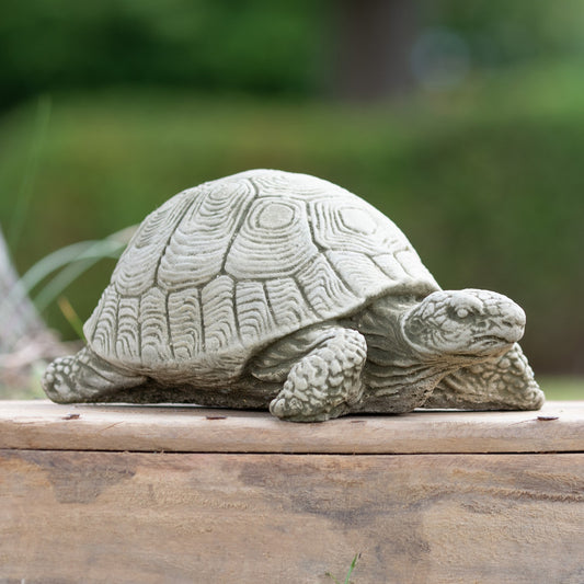 Steingut-Schildkröten-Gartenskulptur für den Außenbereich, 18 cm